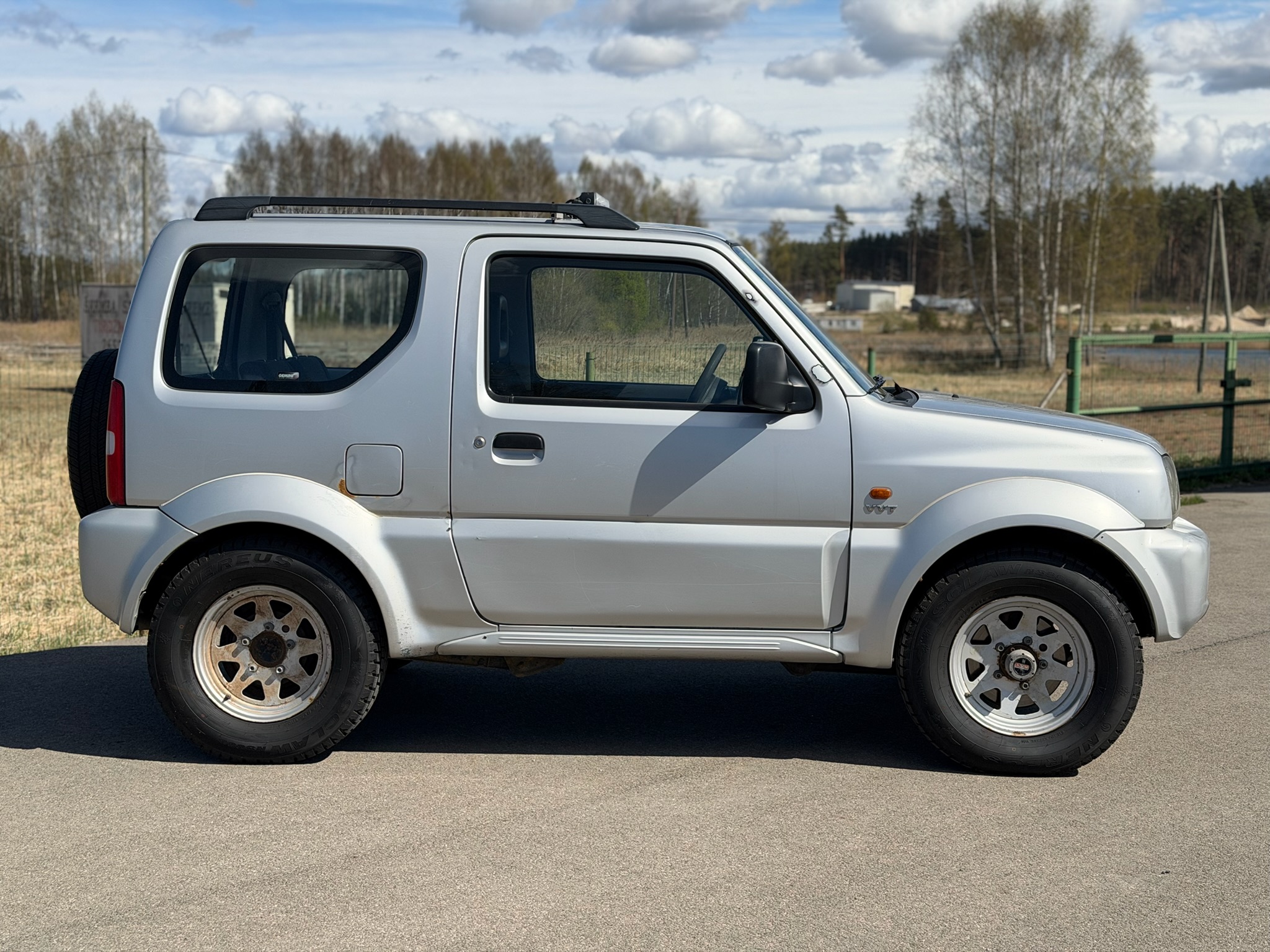
Suzuki Jimny full									