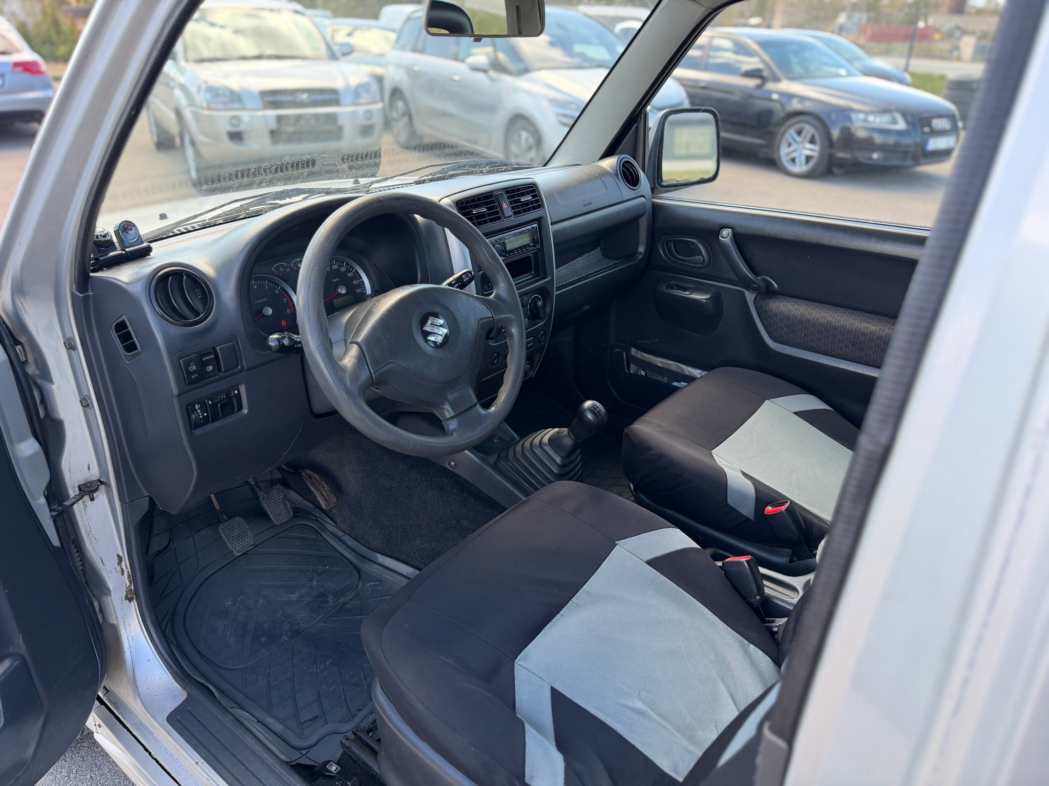 
Suzuki Jimny full									