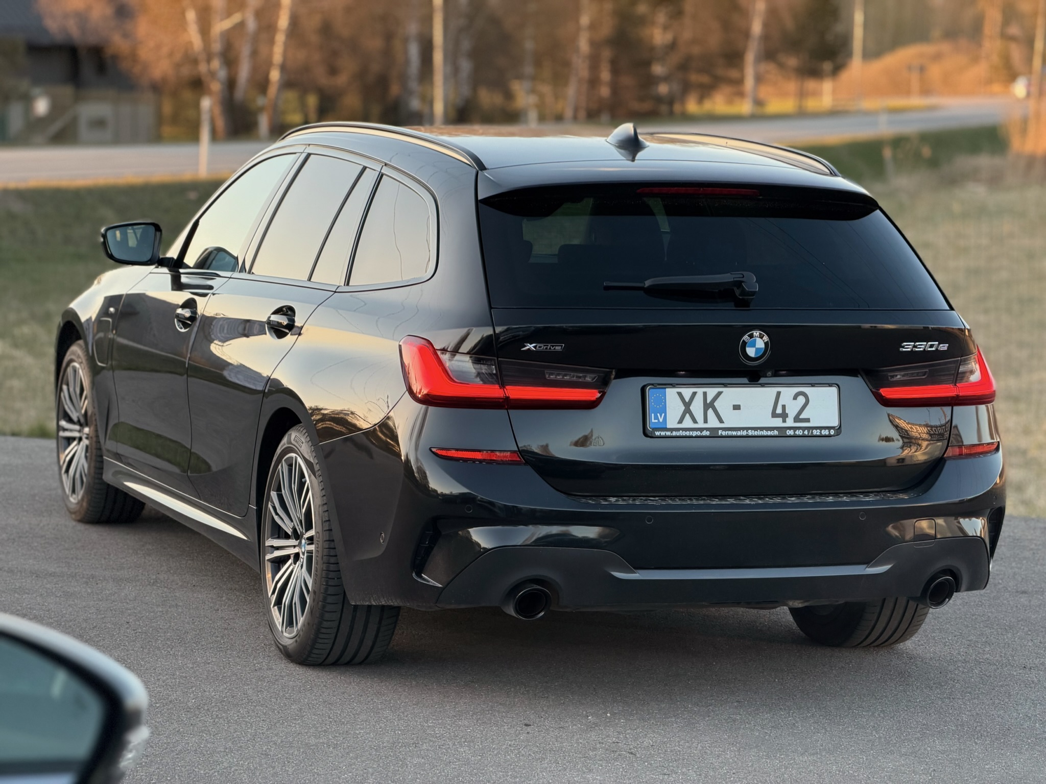 BMW 330E