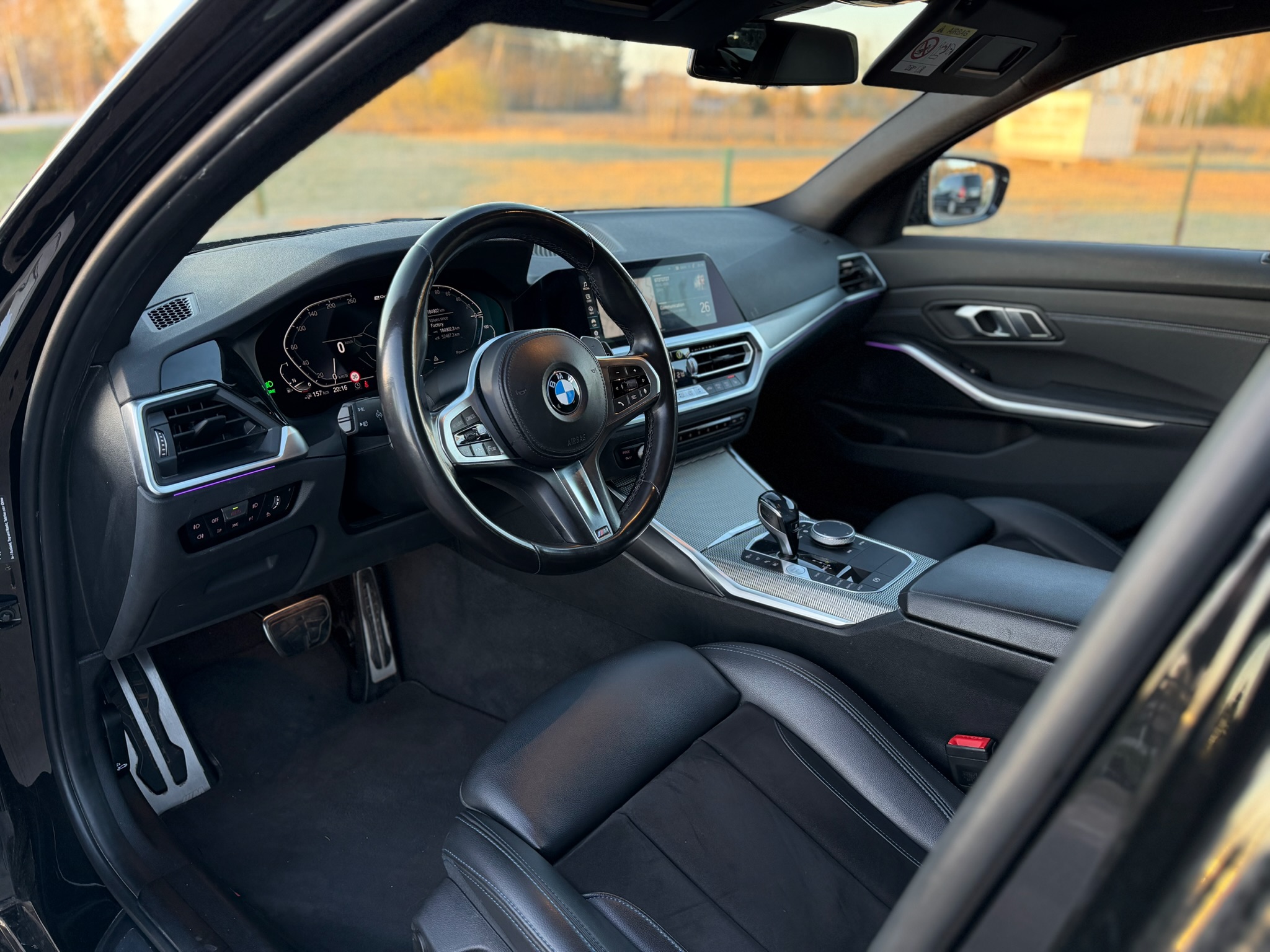 
BMW 330E full									