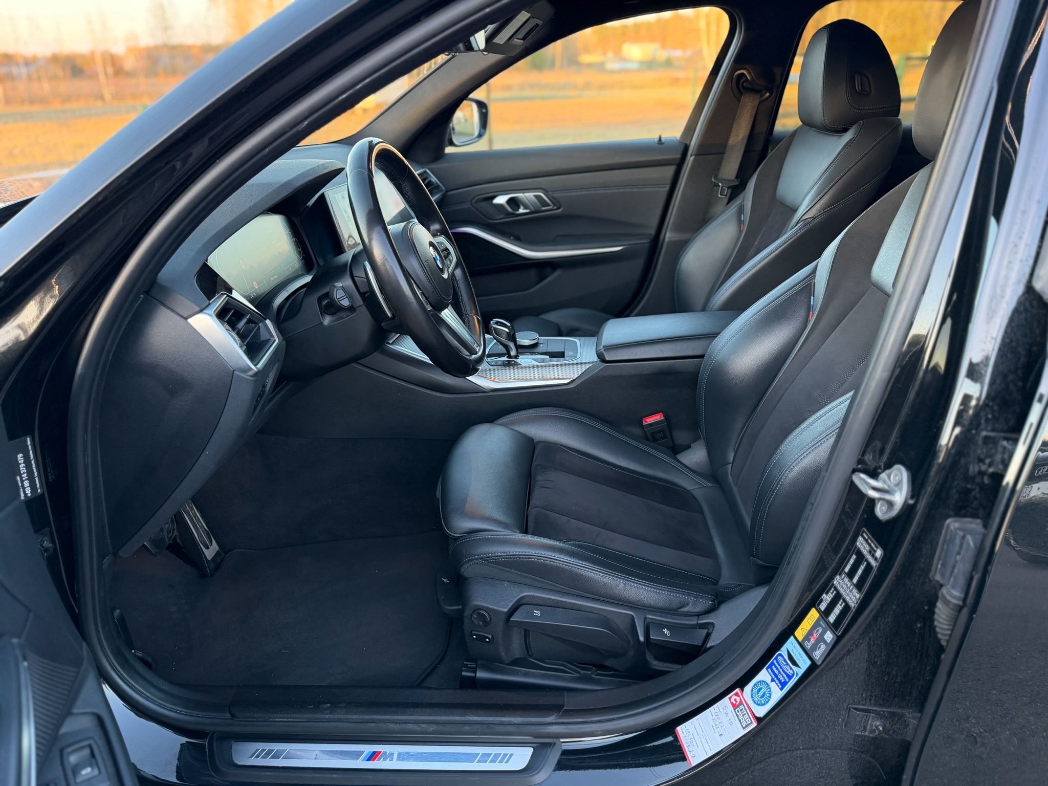 
BMW 330E full									