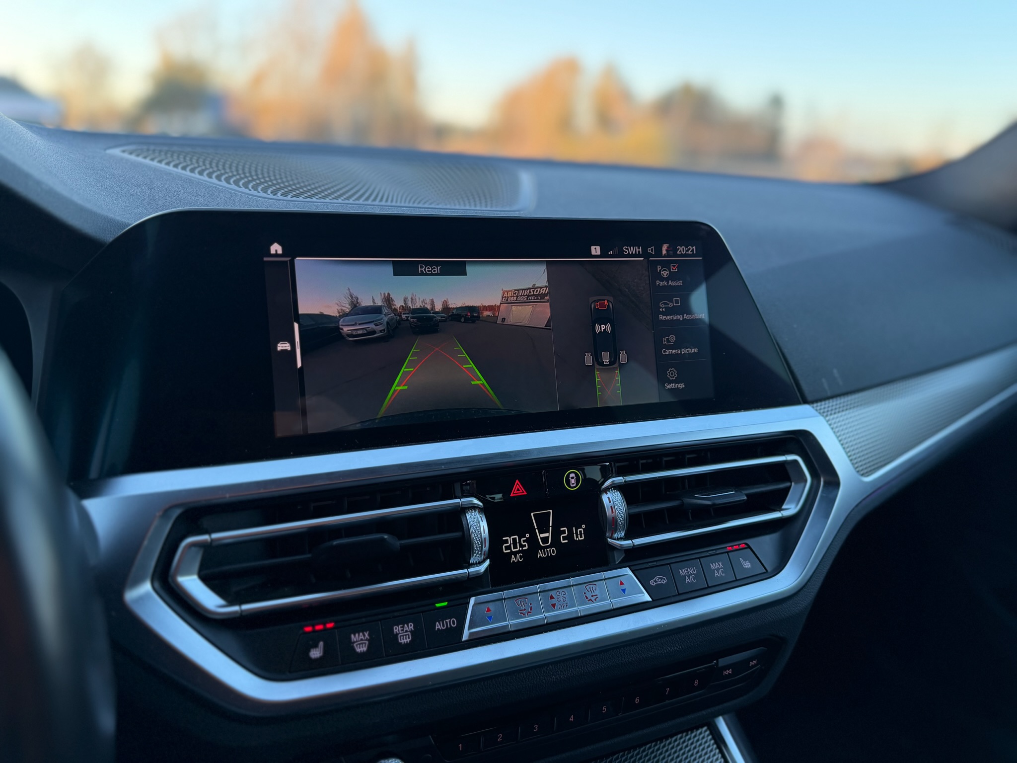 
BMW 330E full									