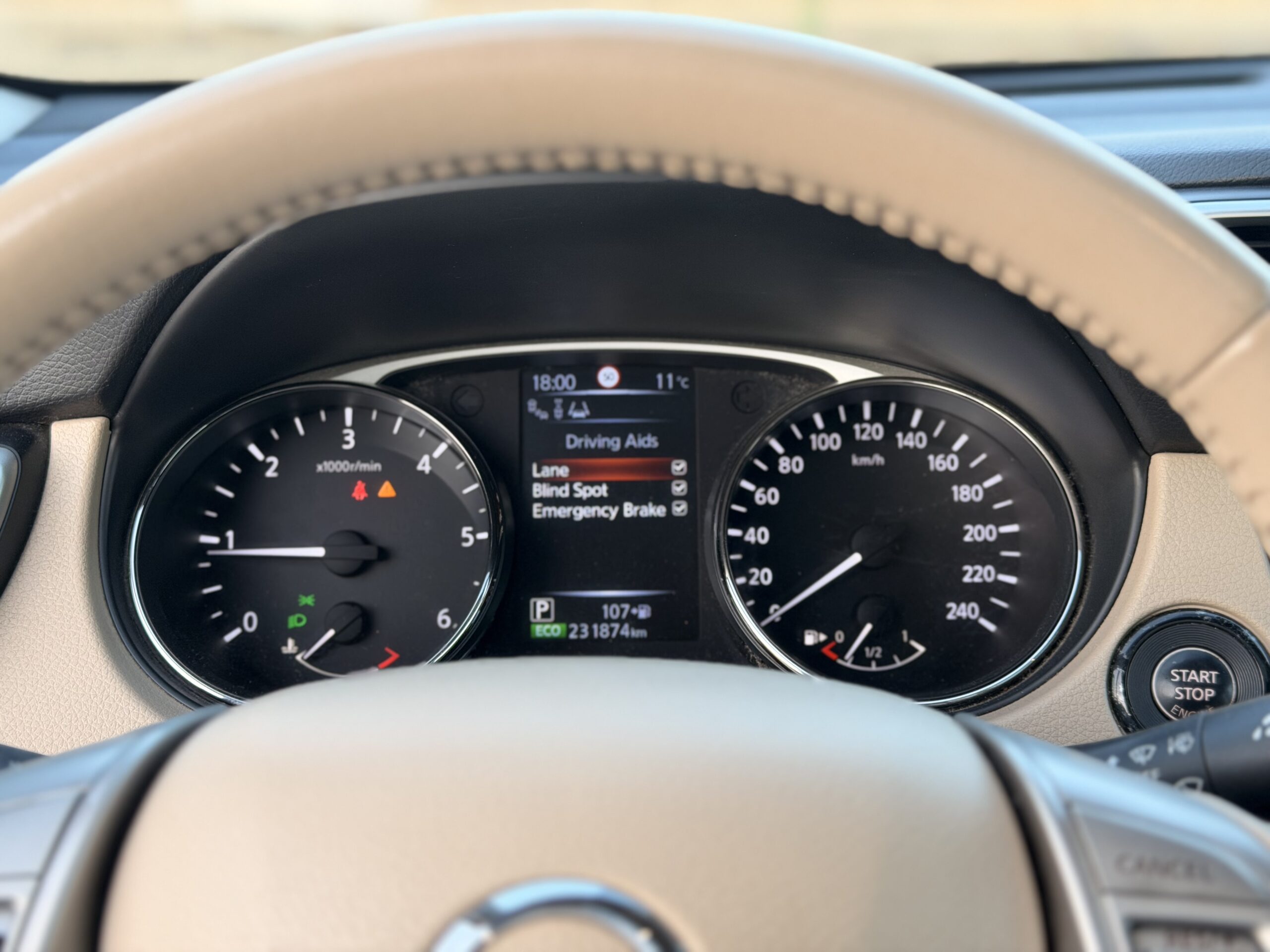 
Nissan Xtrail full									
