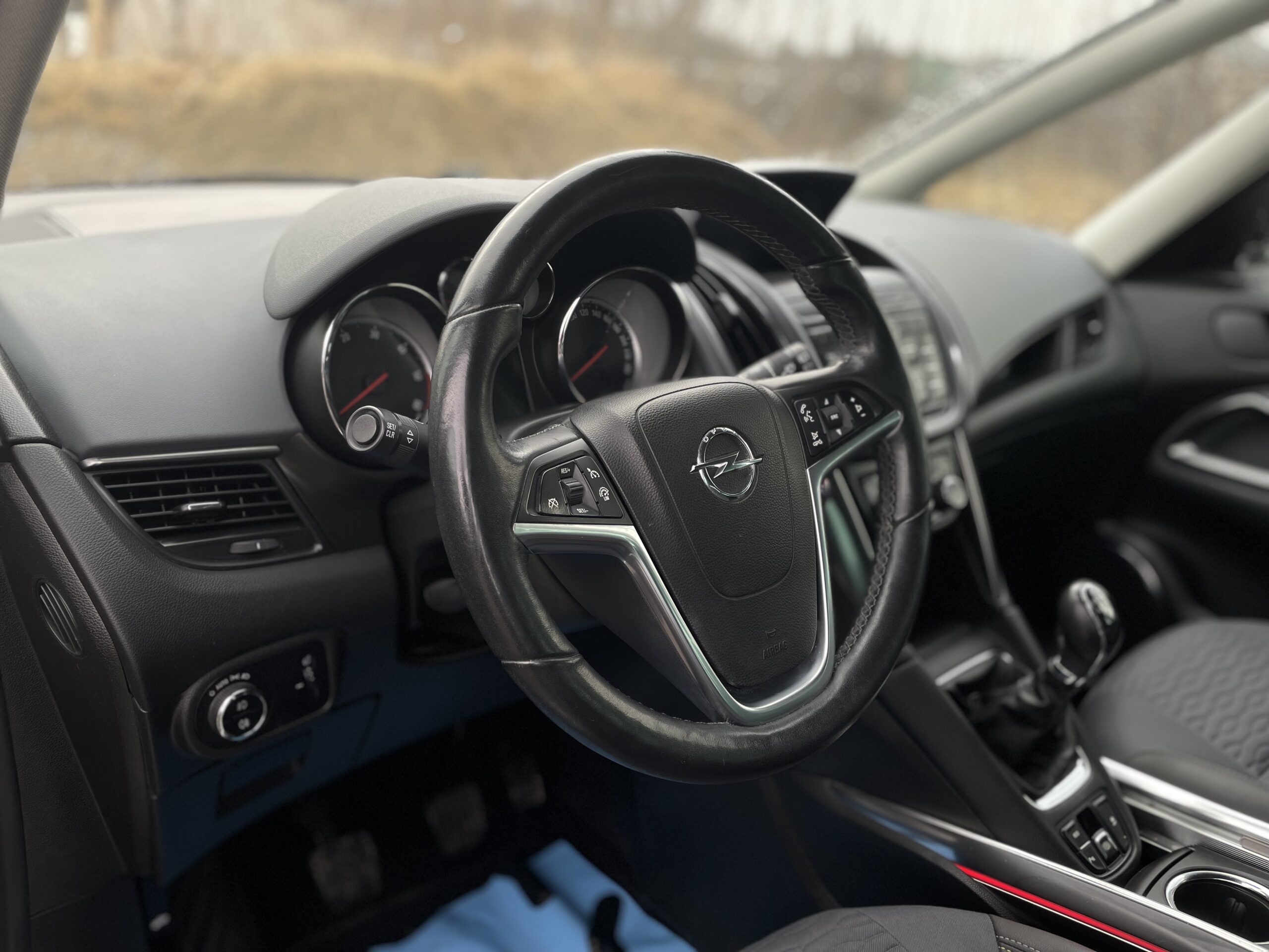 
Opel Zafira full									