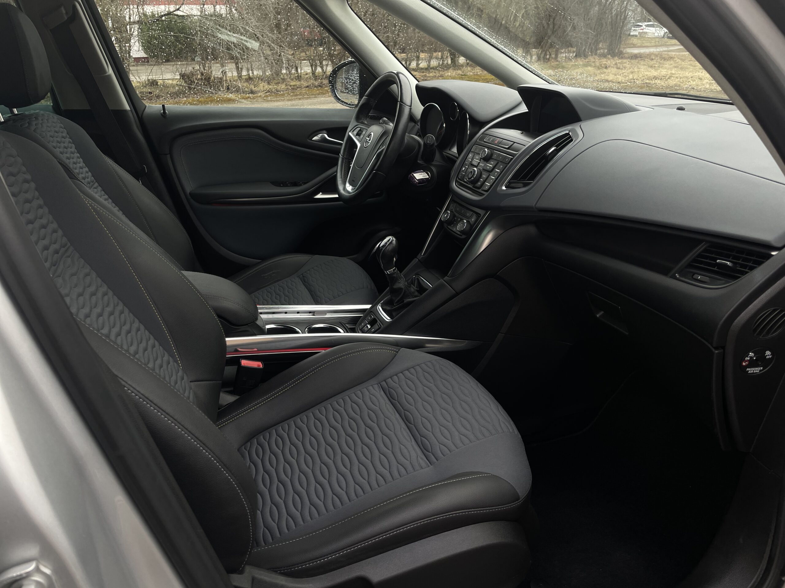 
Opel Zafira full									