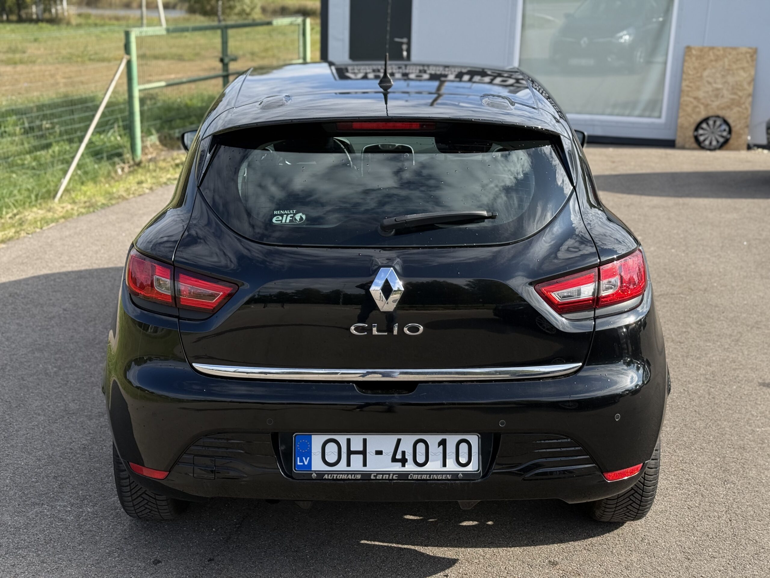 
Renault Clio full									