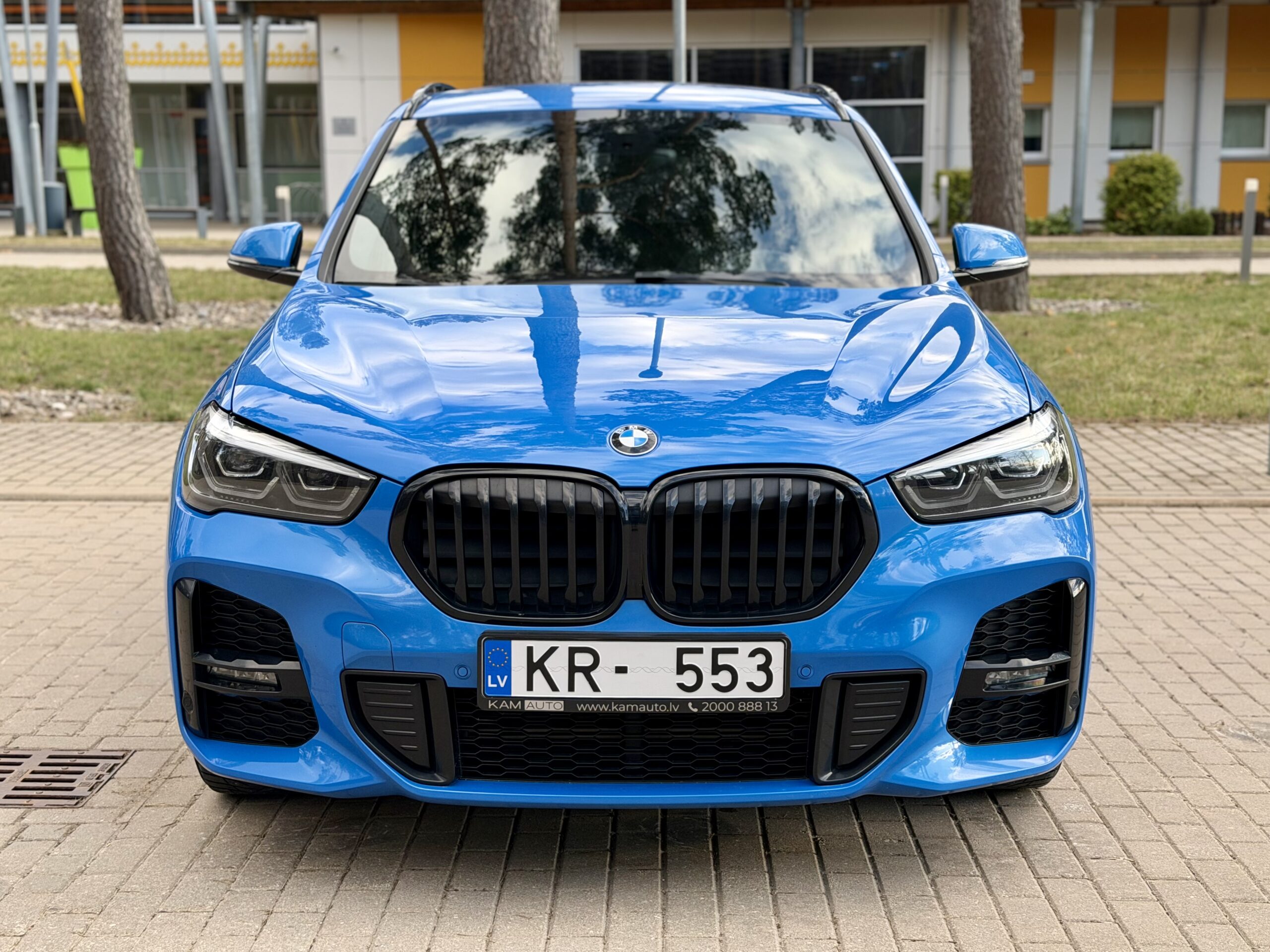 BMW X1