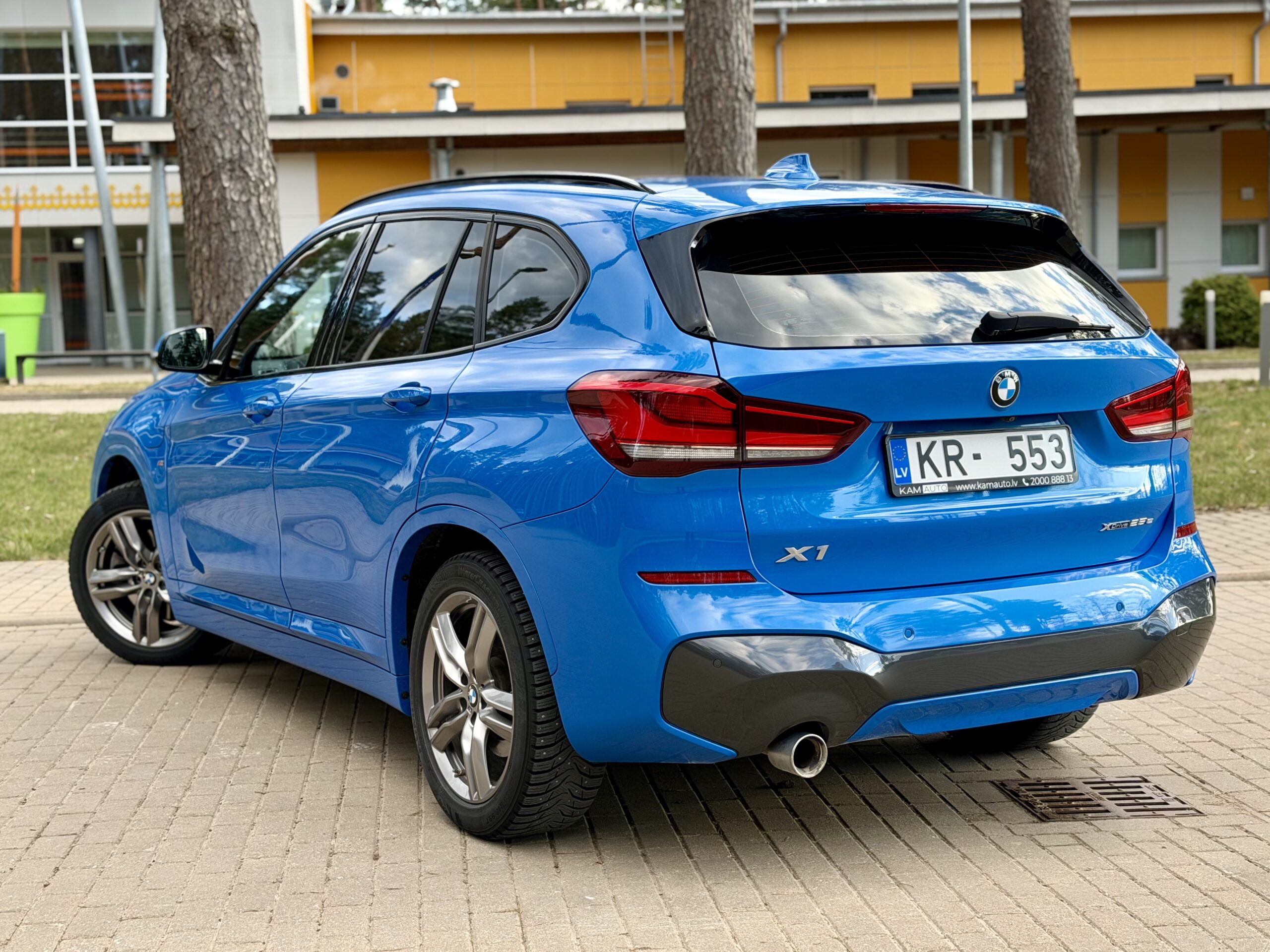 
BMW X1 full									