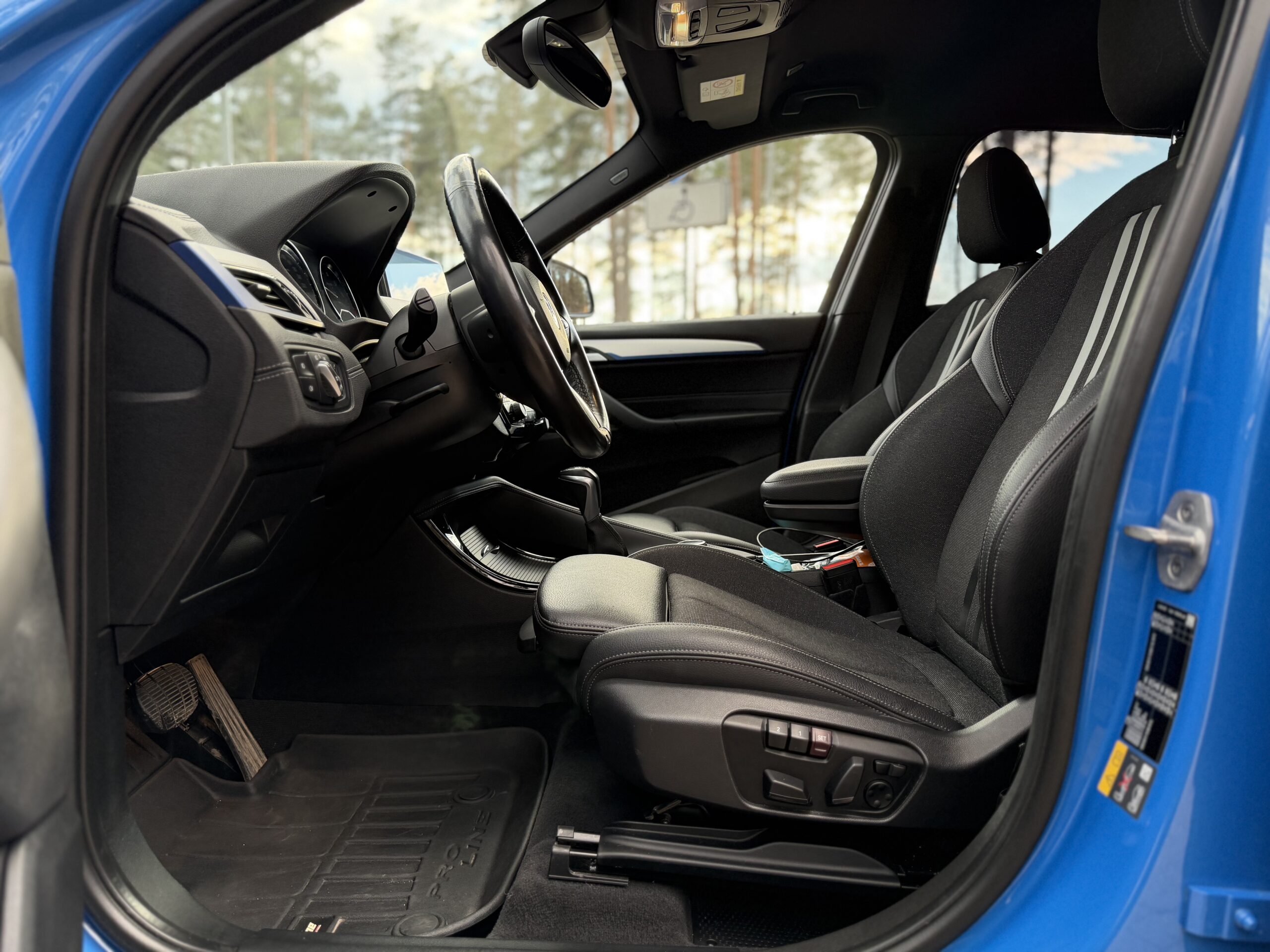 
BMW X1 full									
