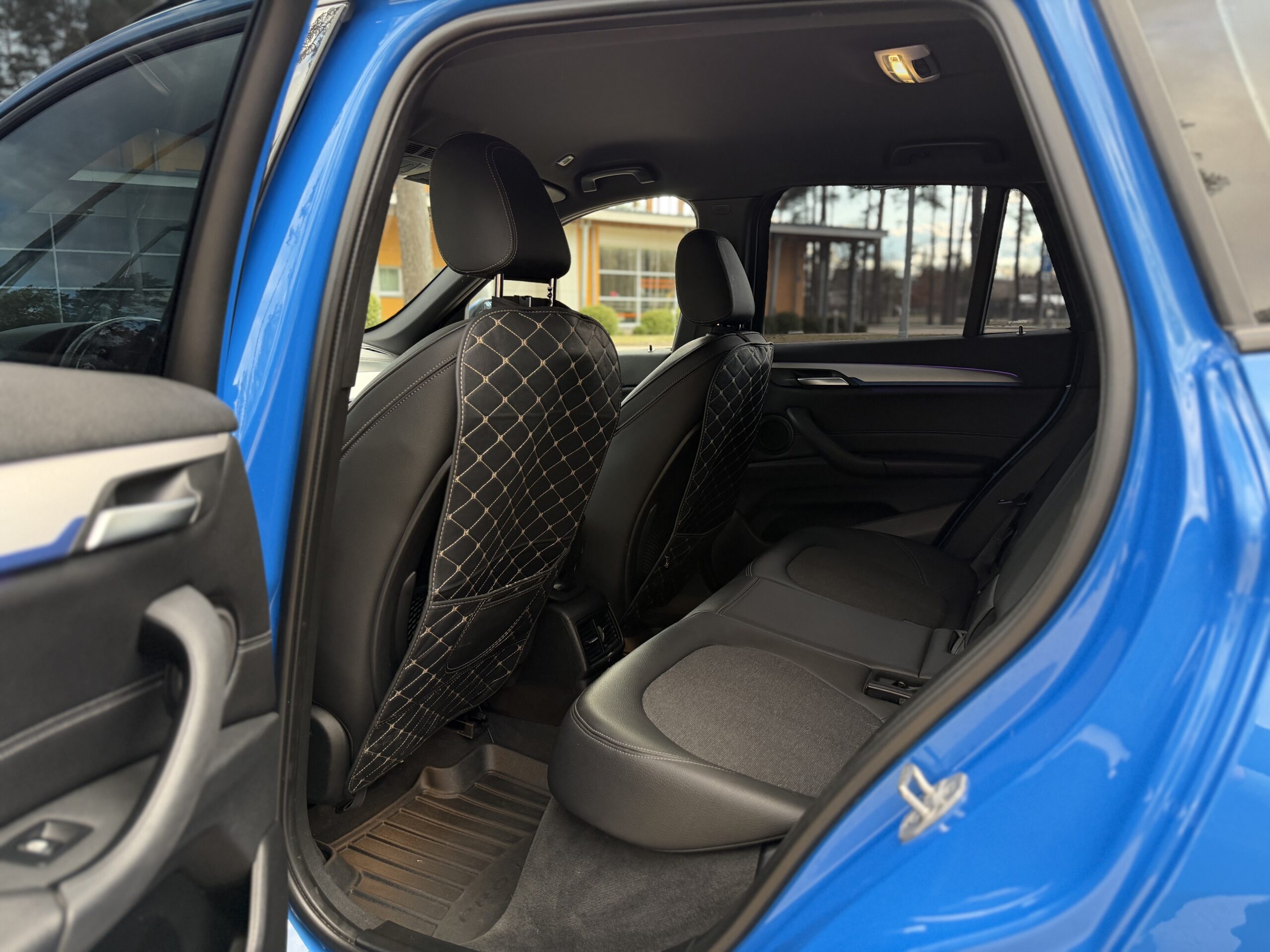 
BMW X1 full									