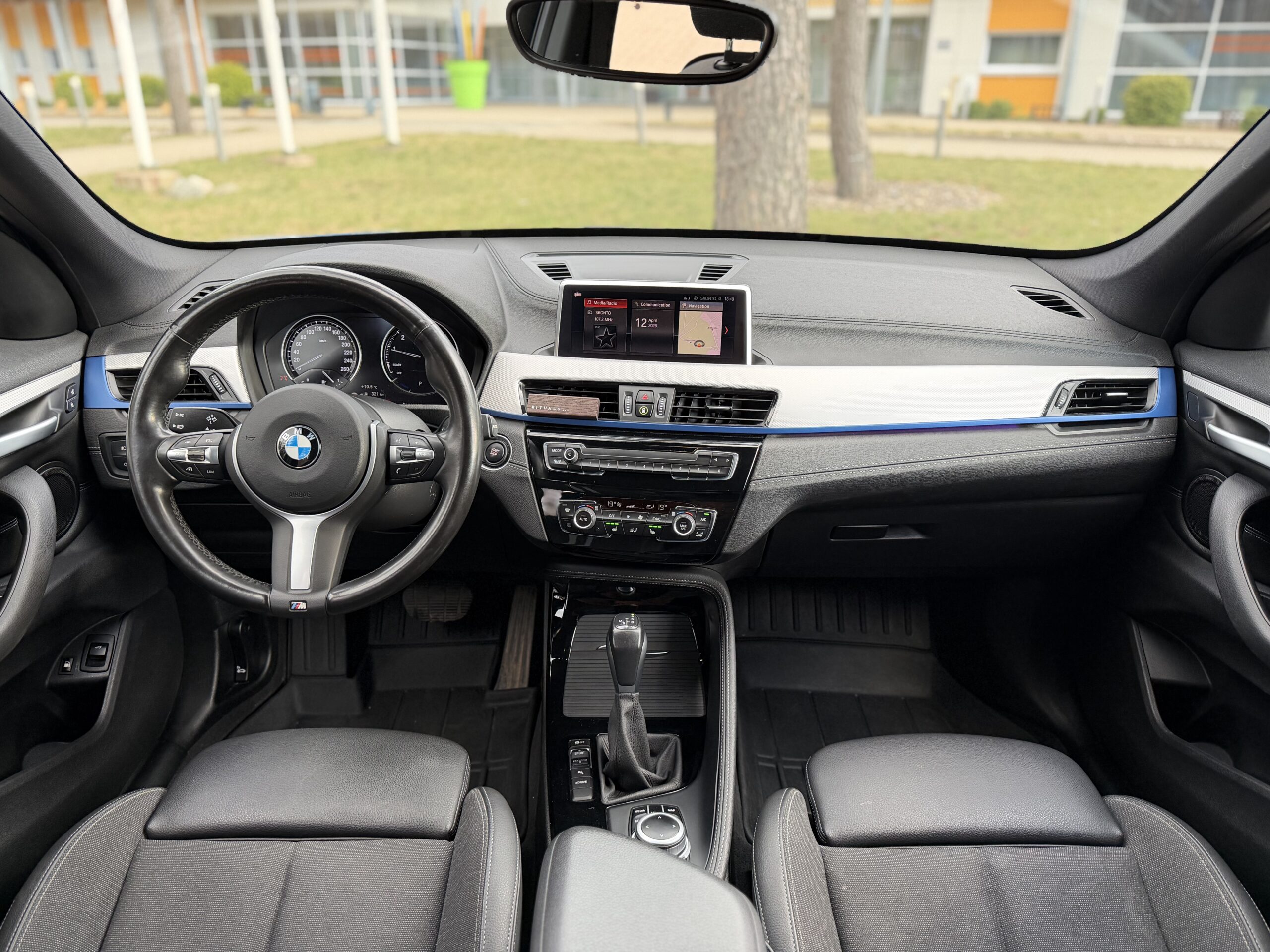 
BMW X1 full									