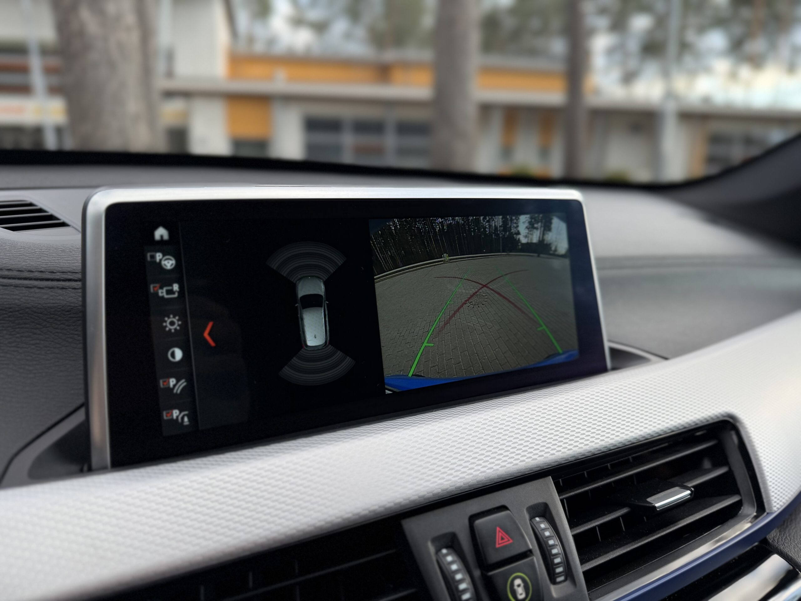 
BMW X1 full									