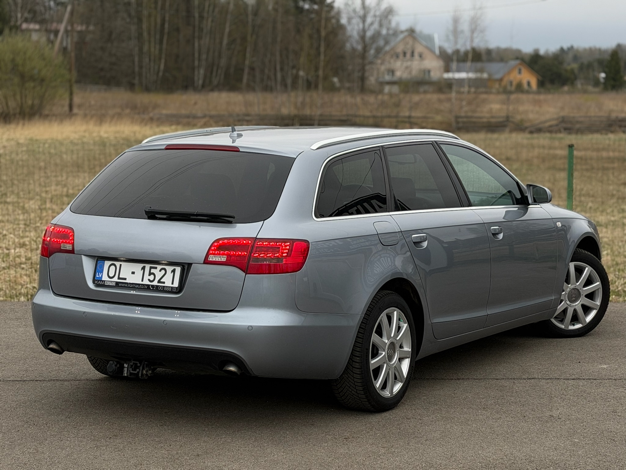 
Audi A6 Quattro full									