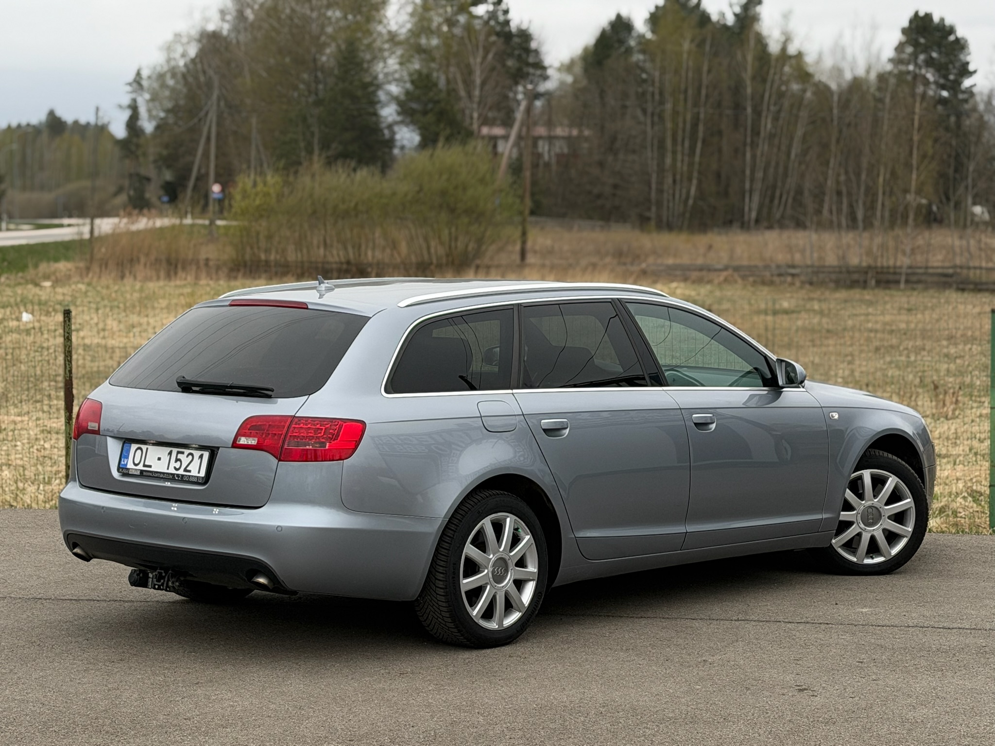 
Audi A6 Quattro full									