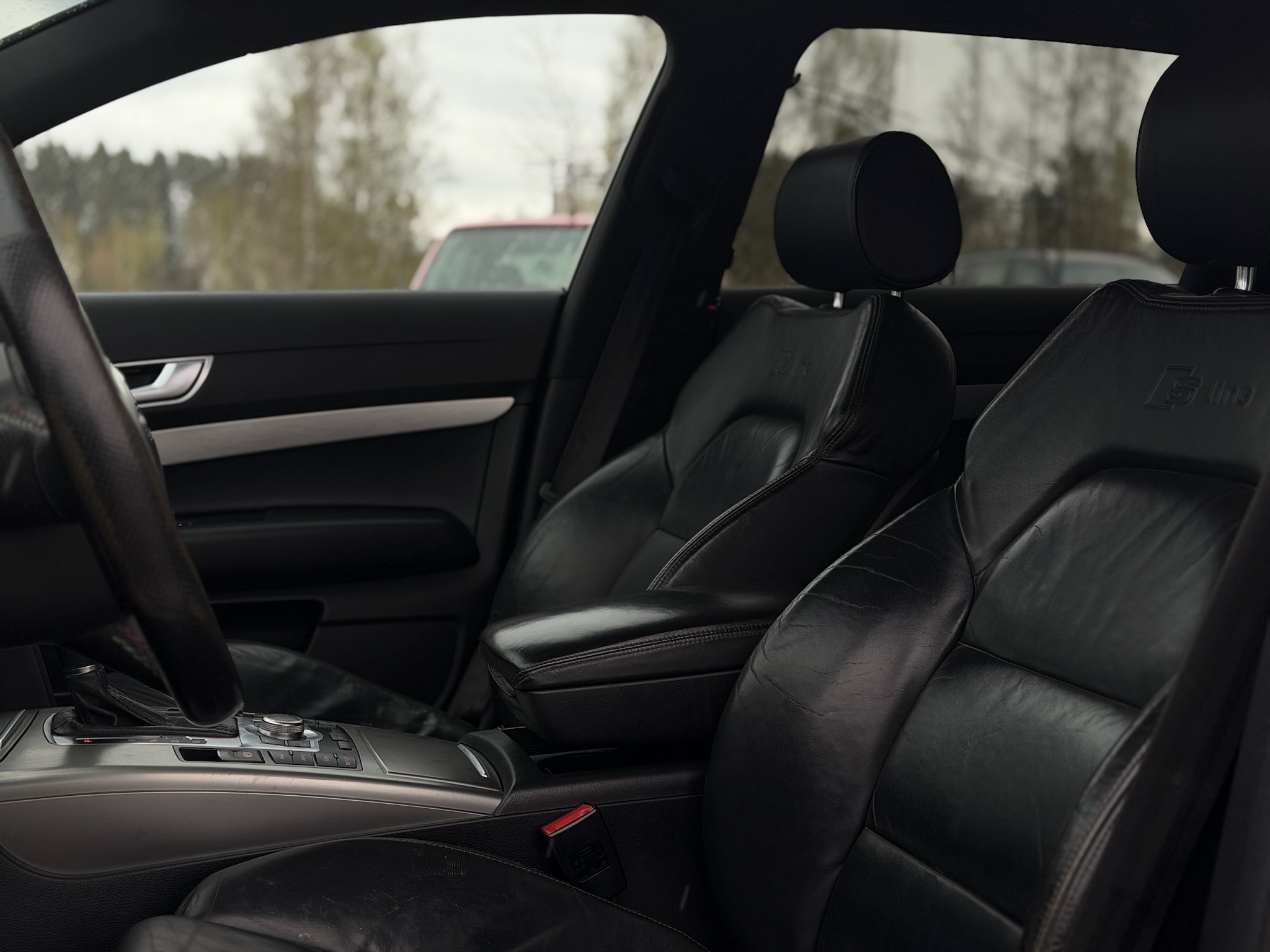 
Audi A6 Quattro full									