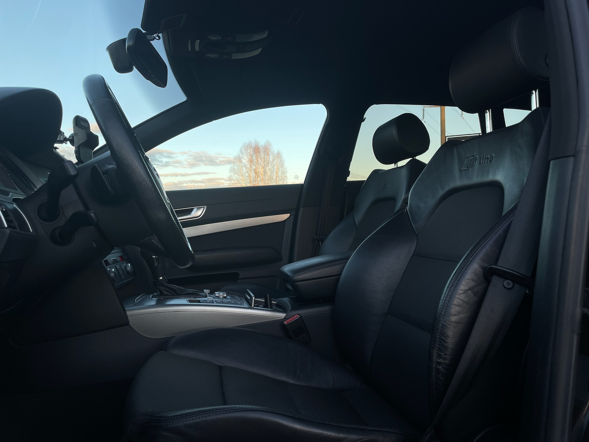 
Audi A6 Quattro S-Line full									