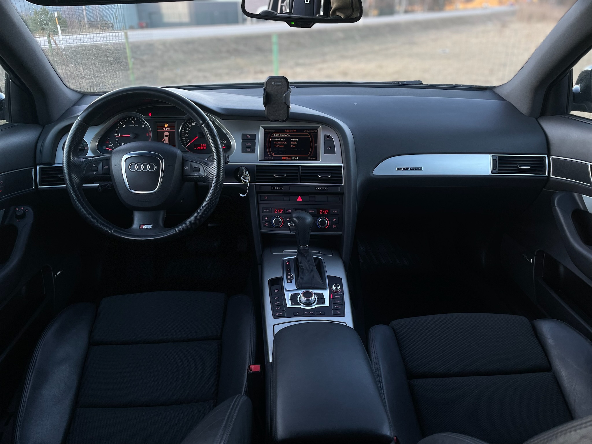 
Audi A6 Quattro S-Line full									
