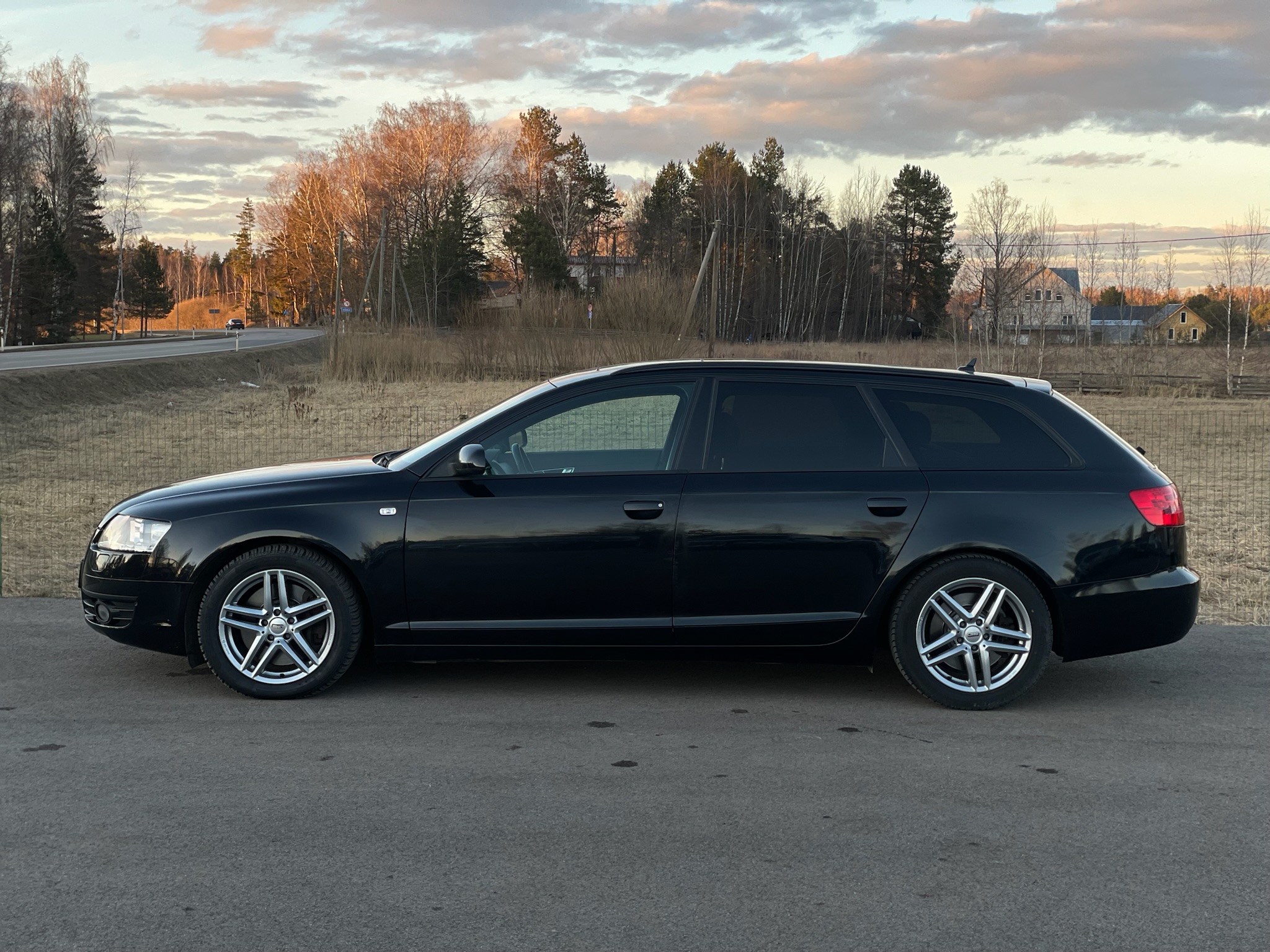 
Audi A6 Quattro S-Line full									