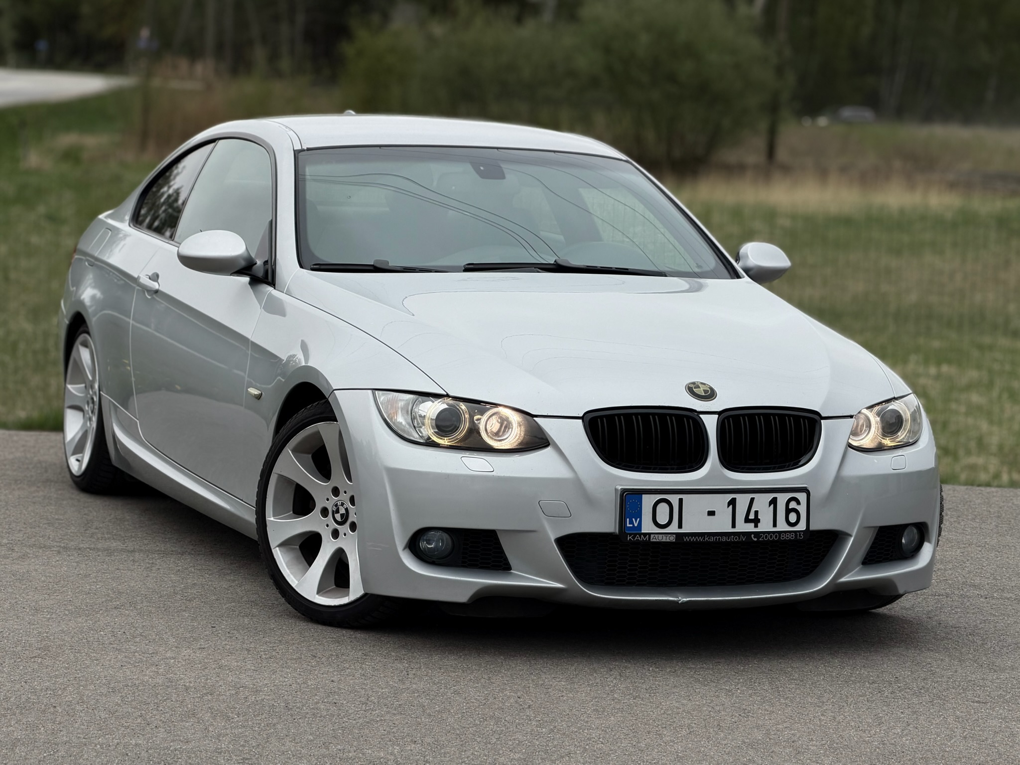 BMW 320