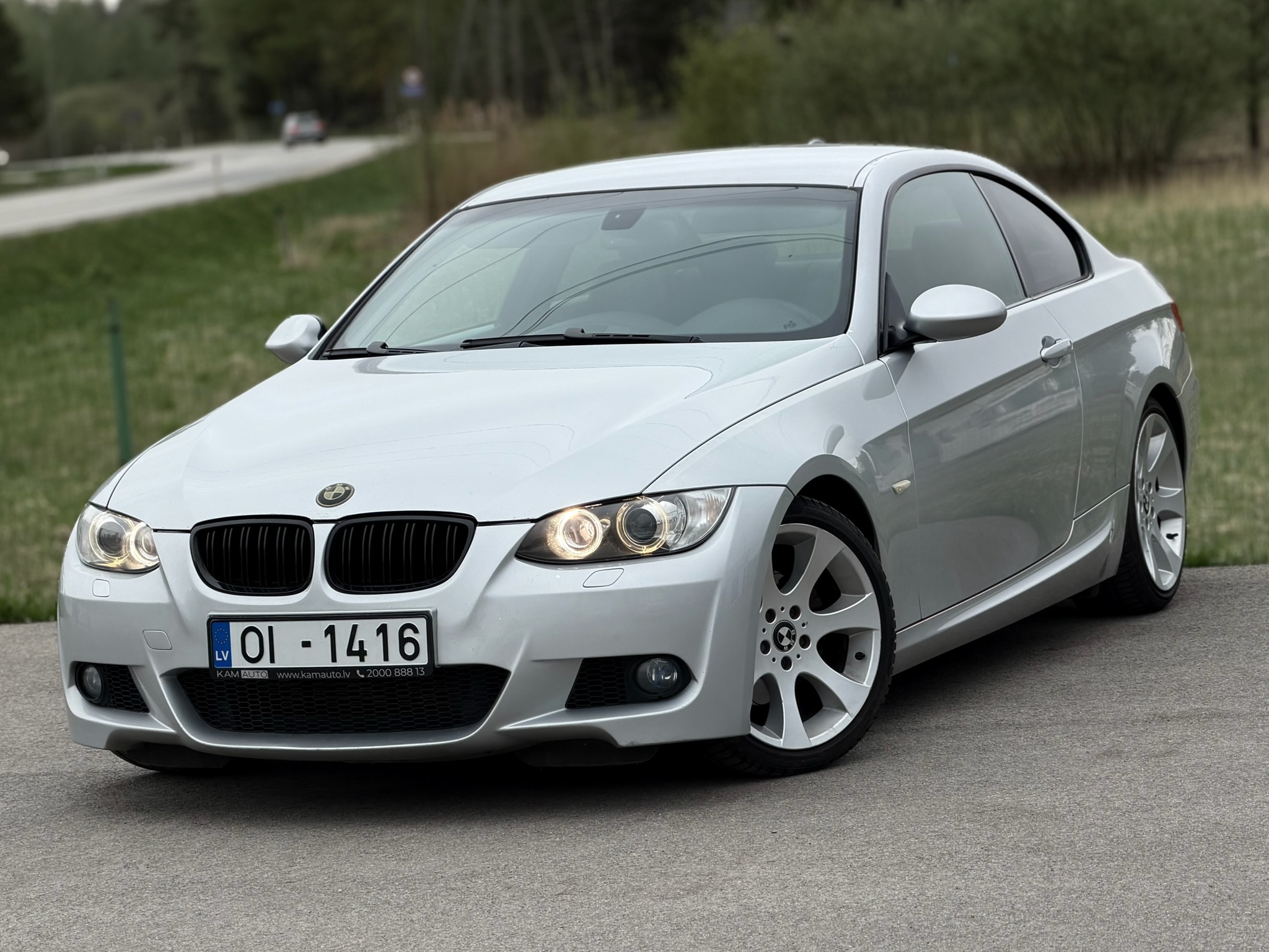 
BMW 320 full									