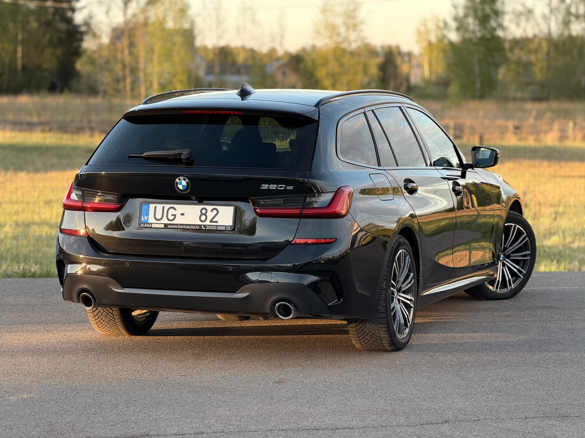 BMW 320e