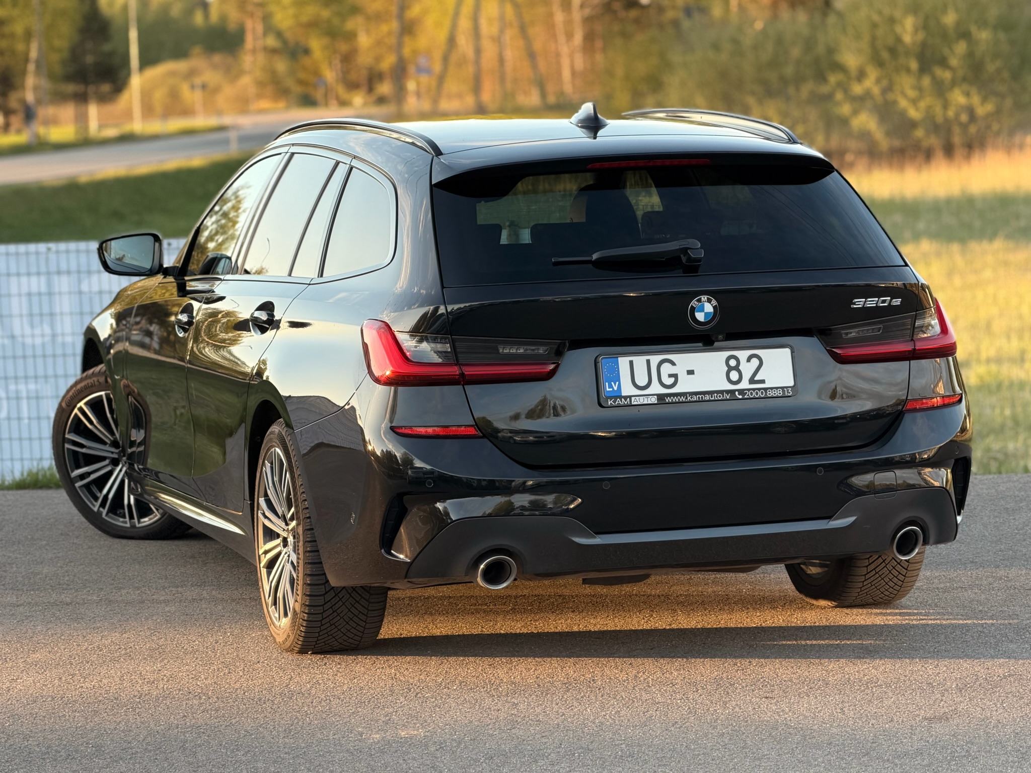 BMW 320e