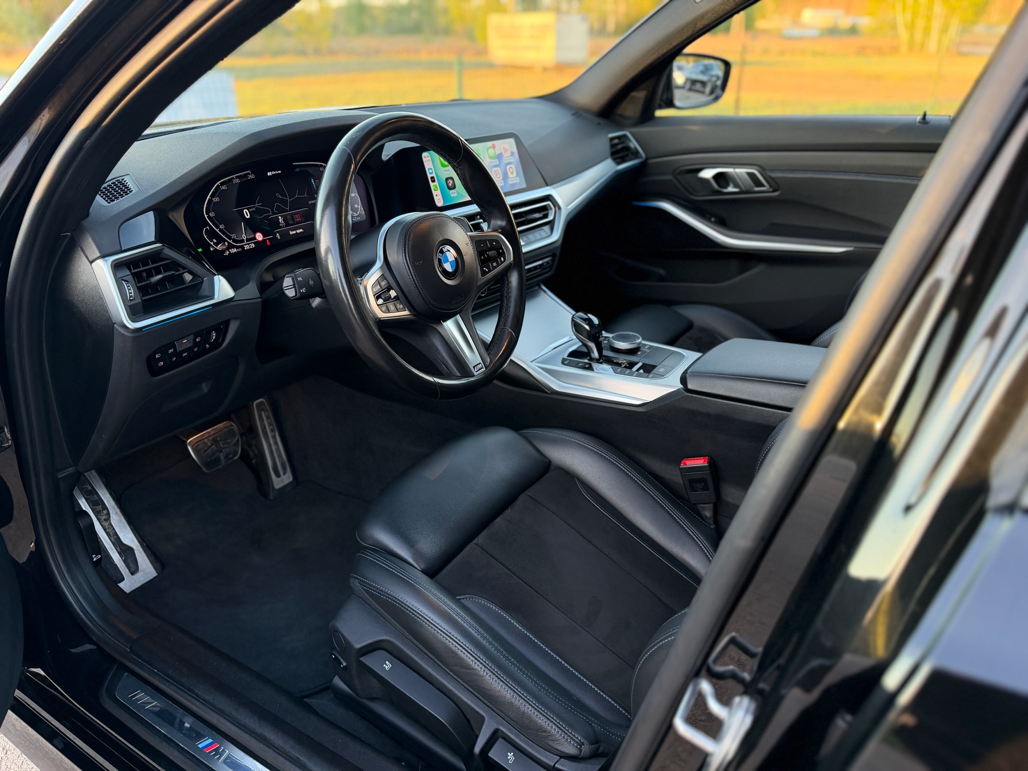 
BMW 320e full									