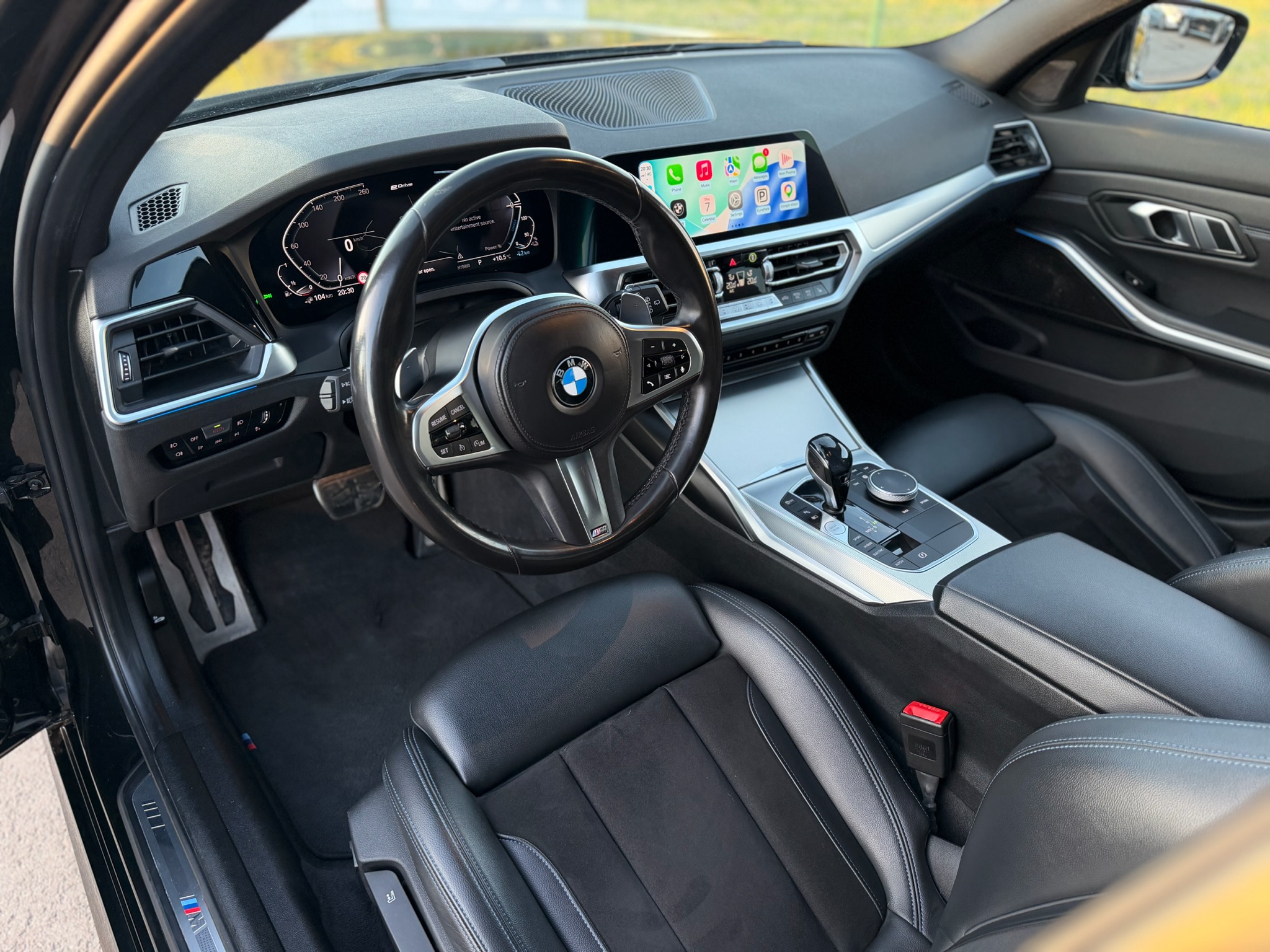 
BMW 320e full									