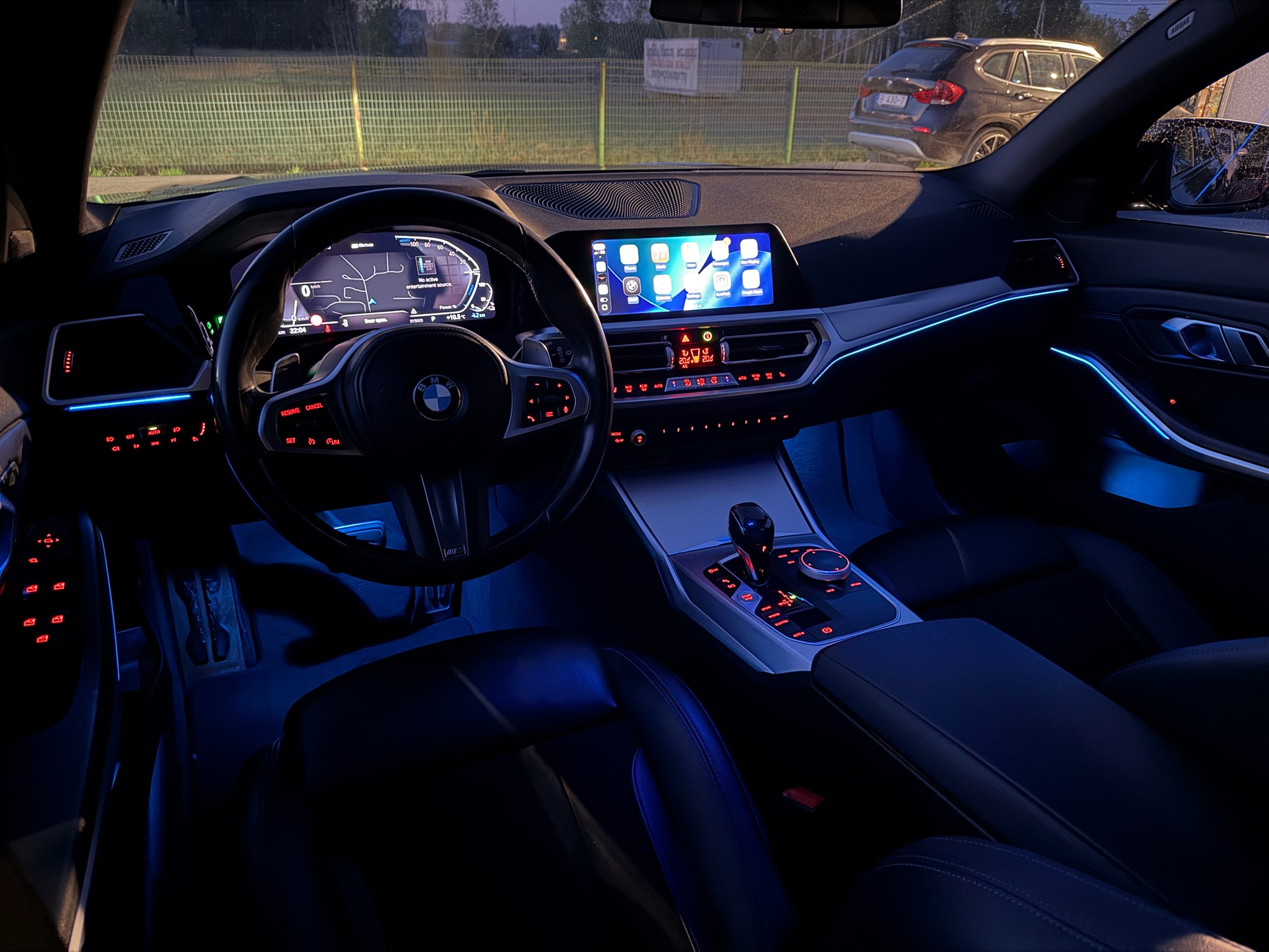 
BMW 320e full									