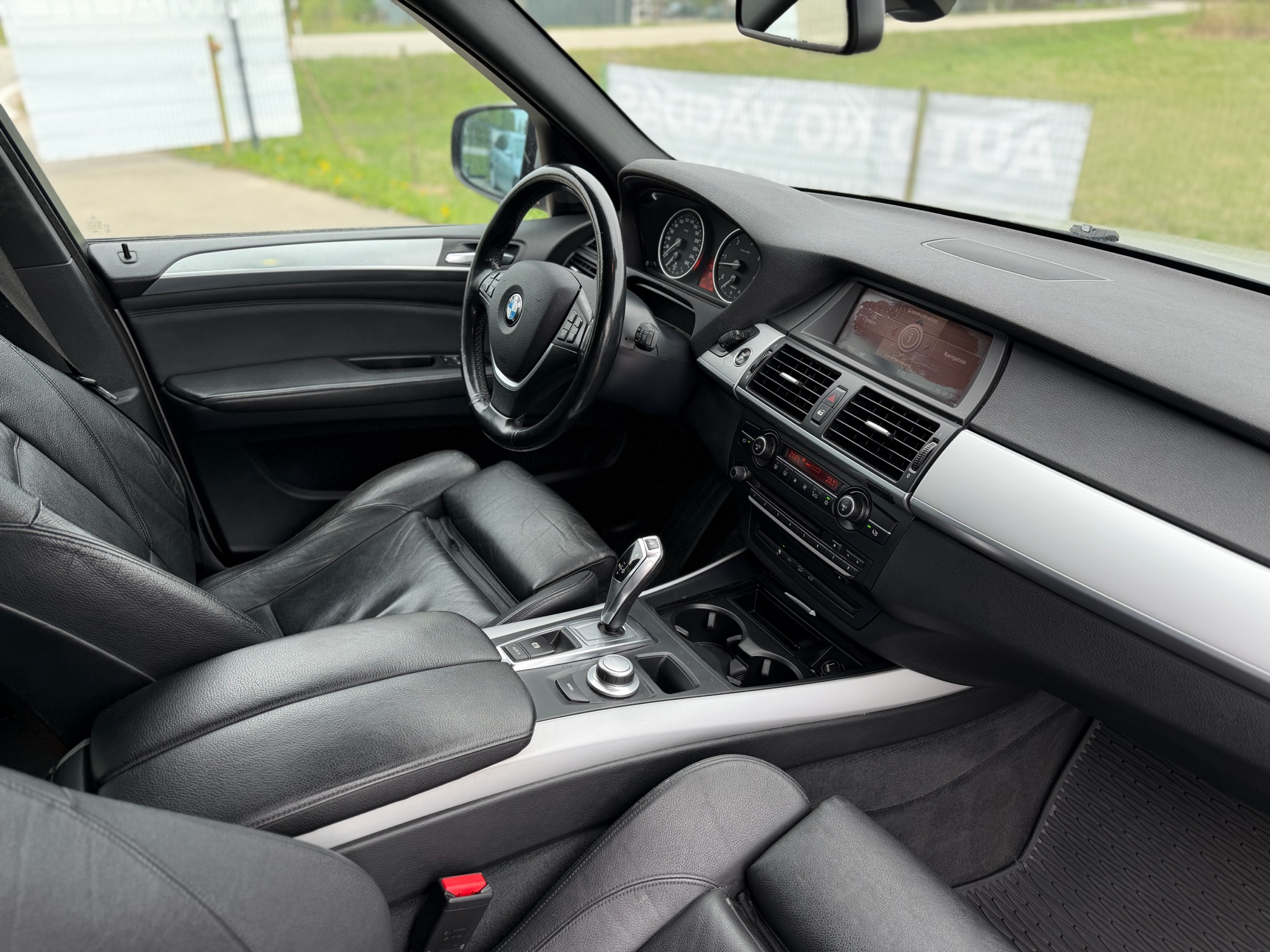 
BMW X5 full									