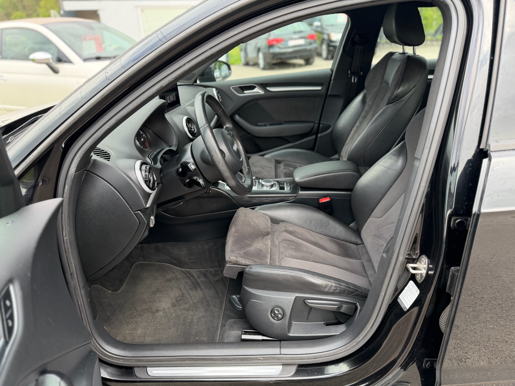 
Audi A3 full									