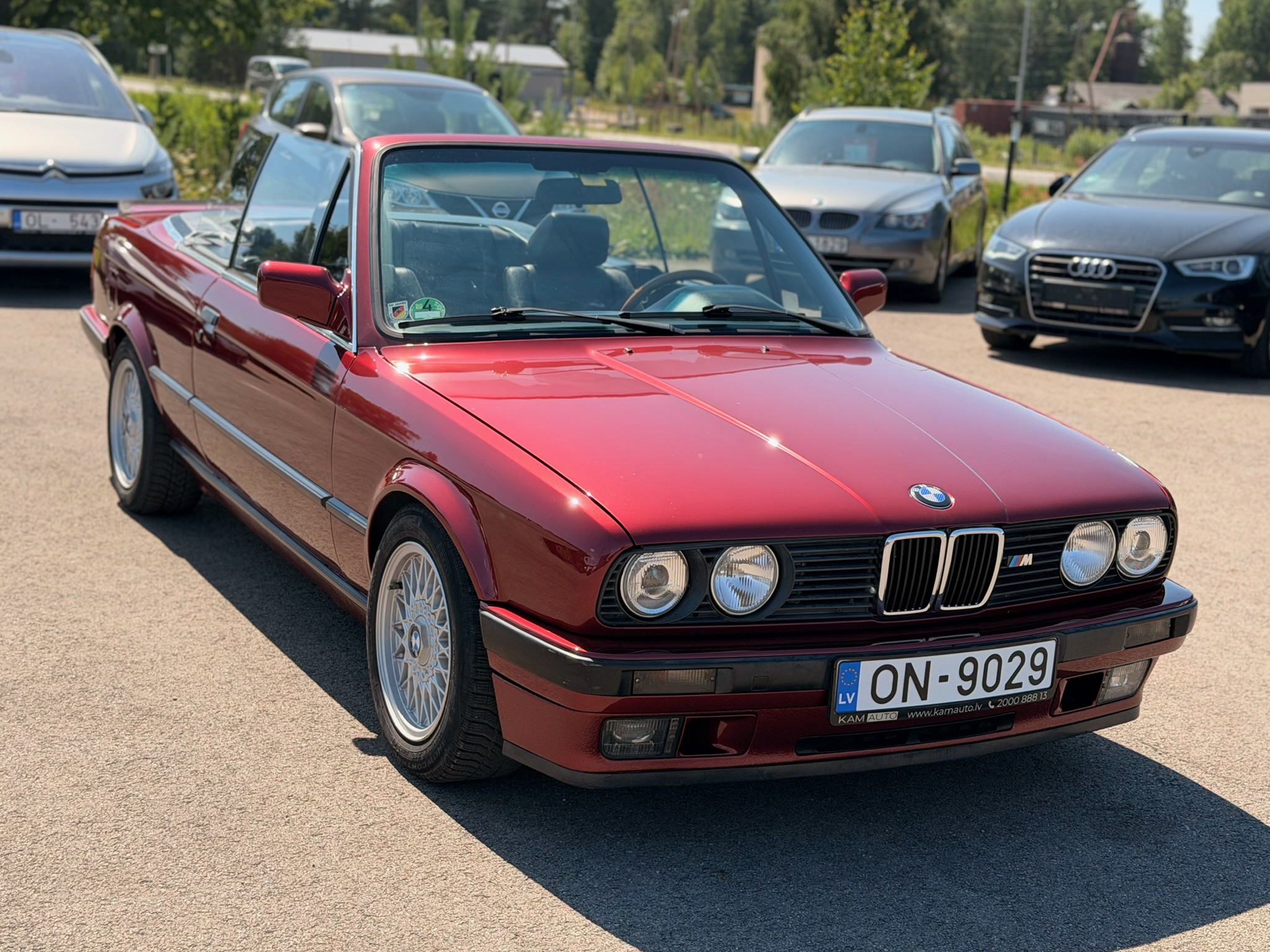 BMW E30
