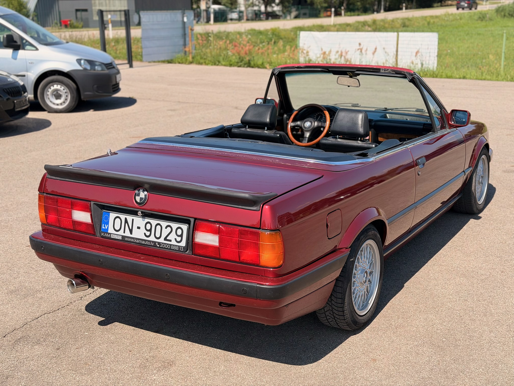 BMW E30