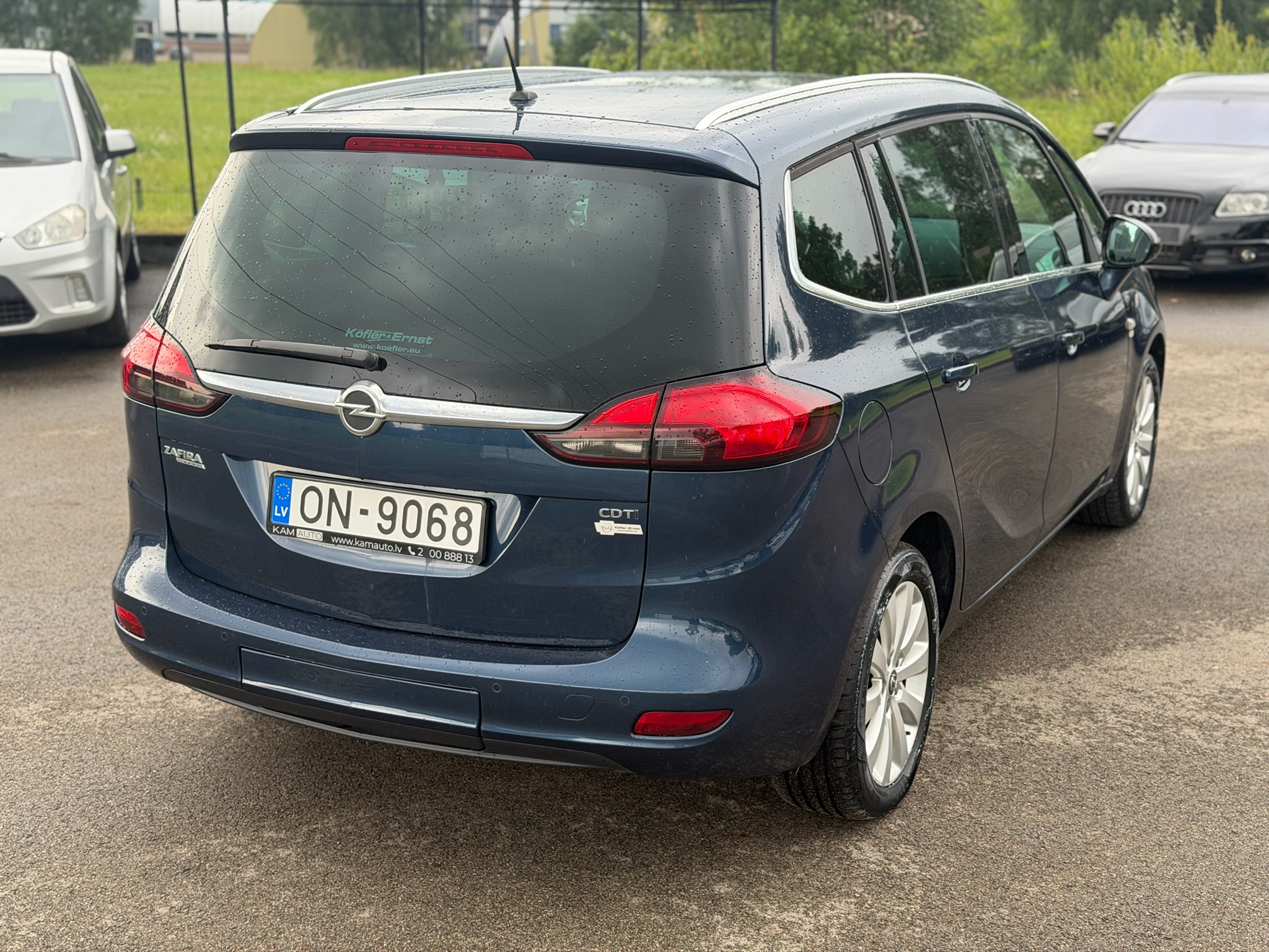 
Opel Zafira full									
