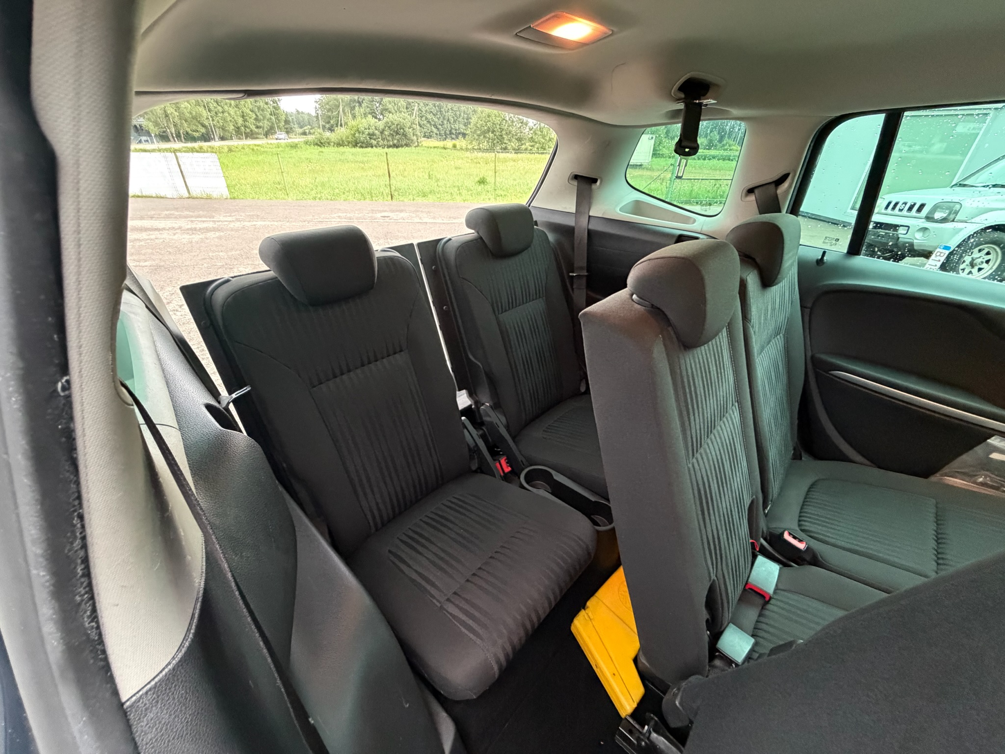 
Opel Zafira full									