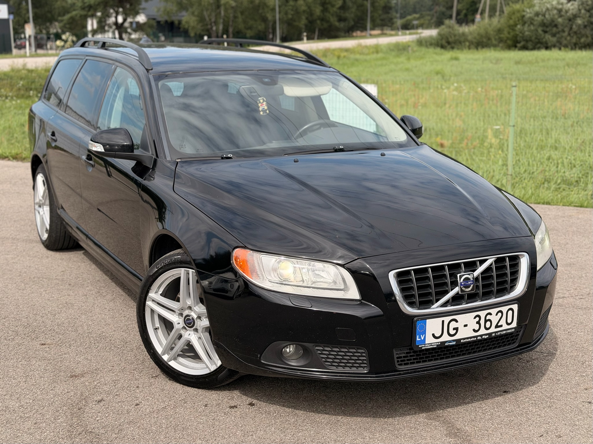 VolvoV70