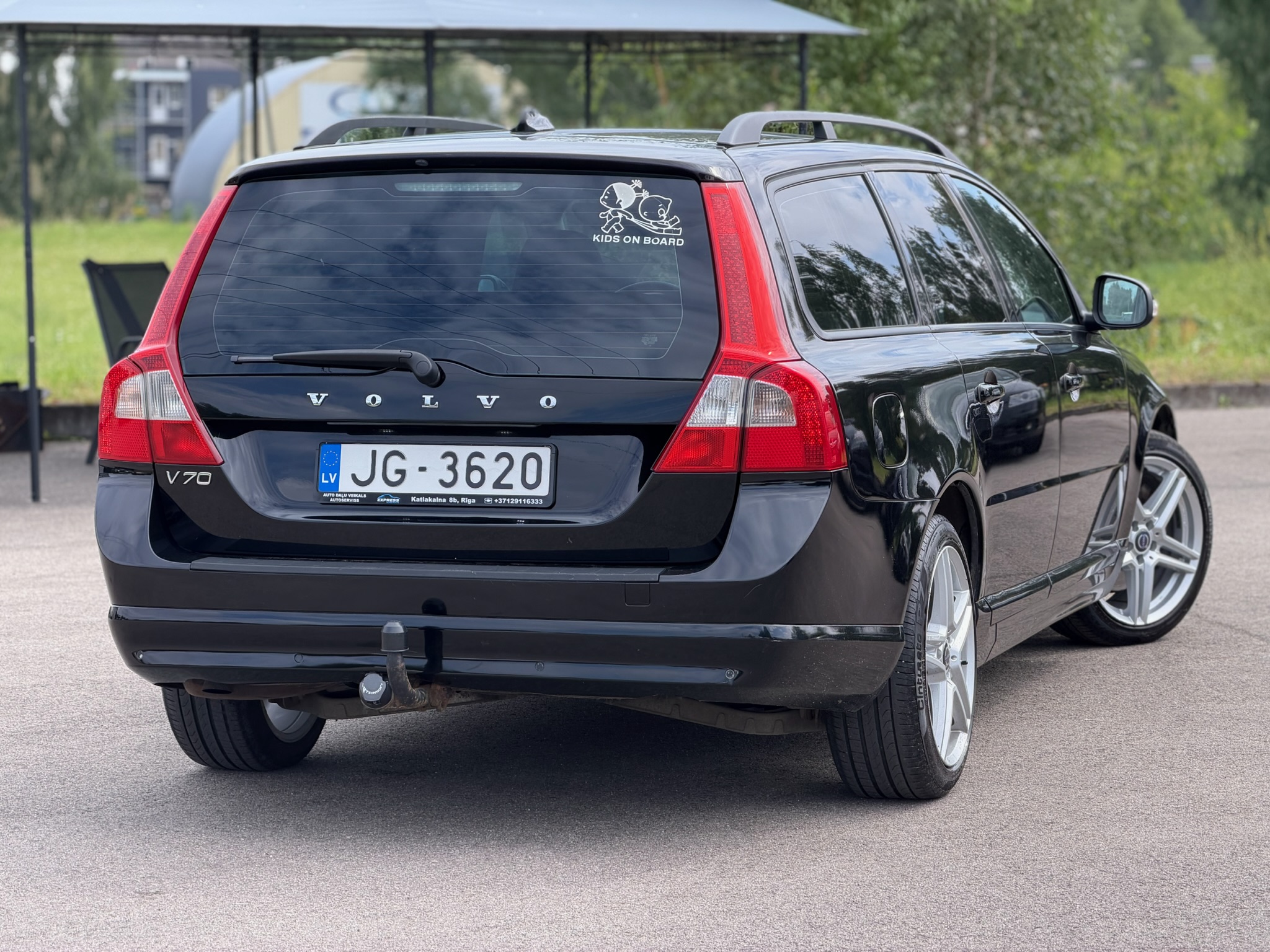 
VolvoV70 full									