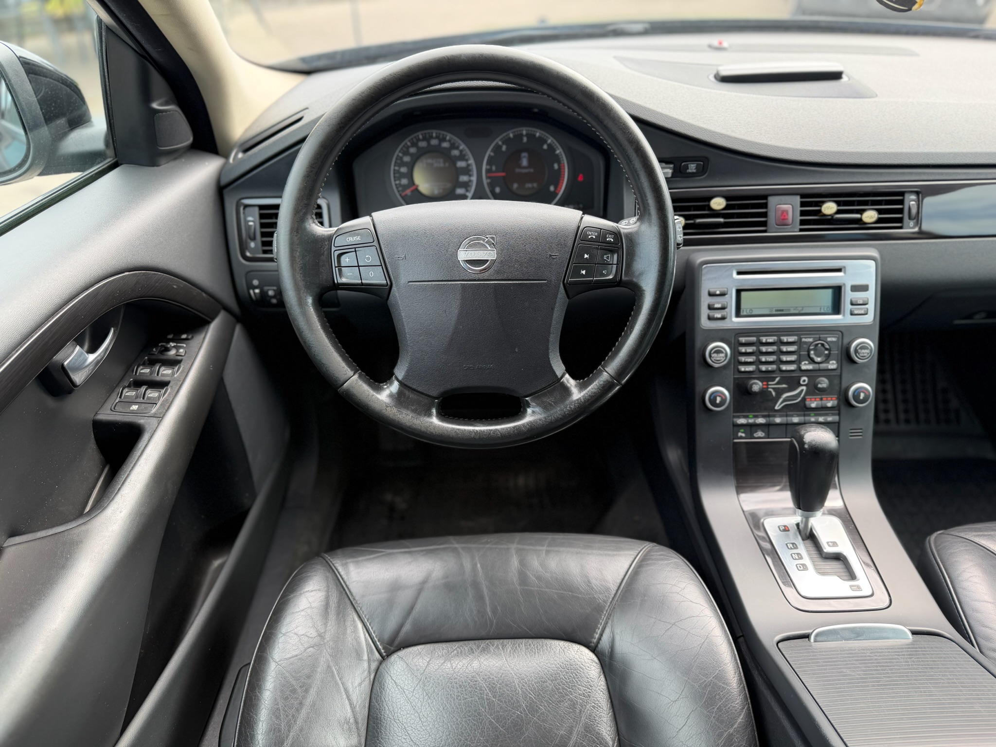 
VolvoV70 full									