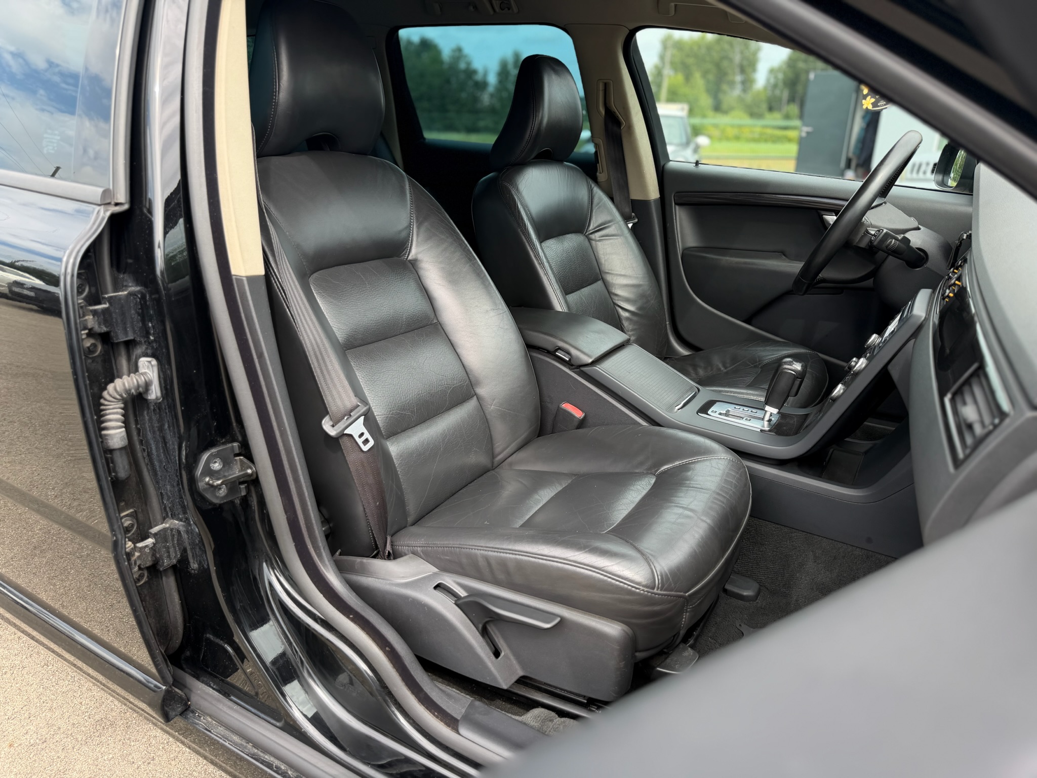 
VolvoV70 full									