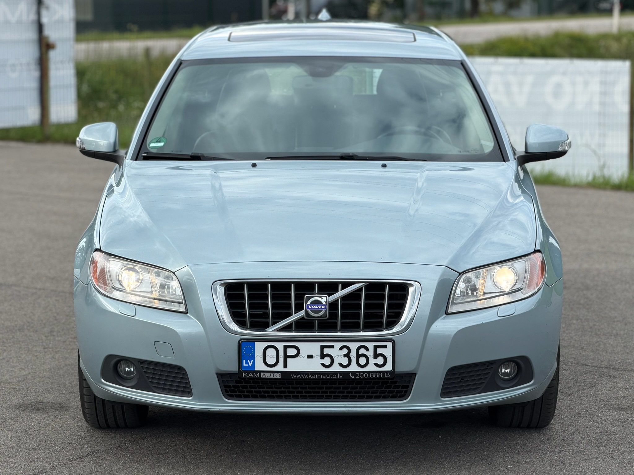 
VolvoV70D5 full									