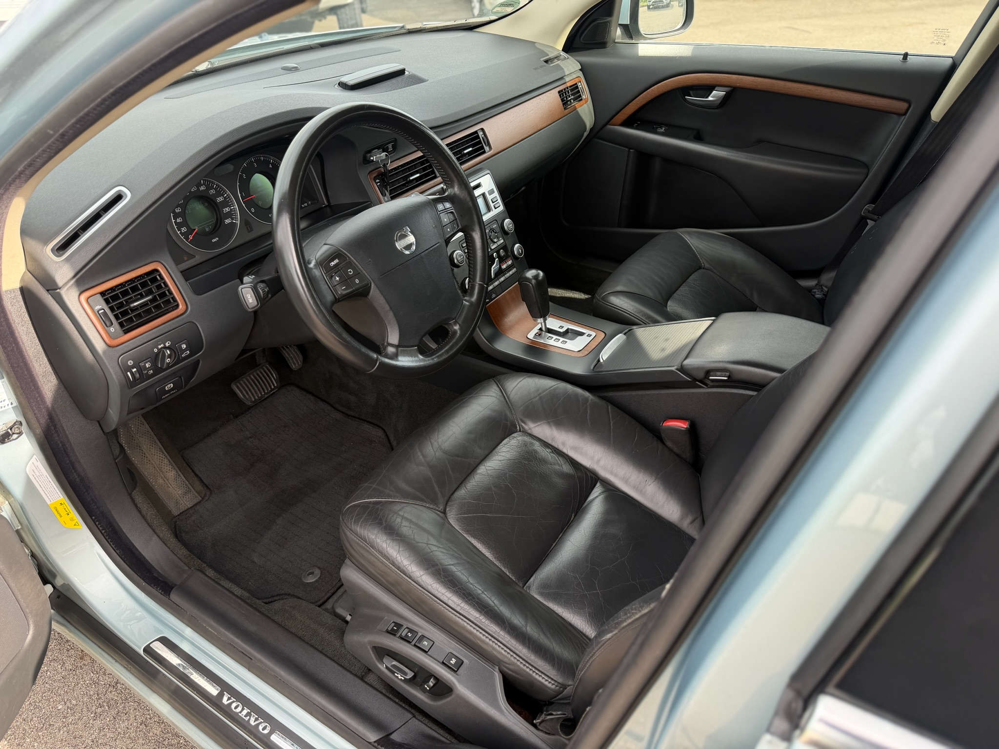 
VolvoV70D5 full									