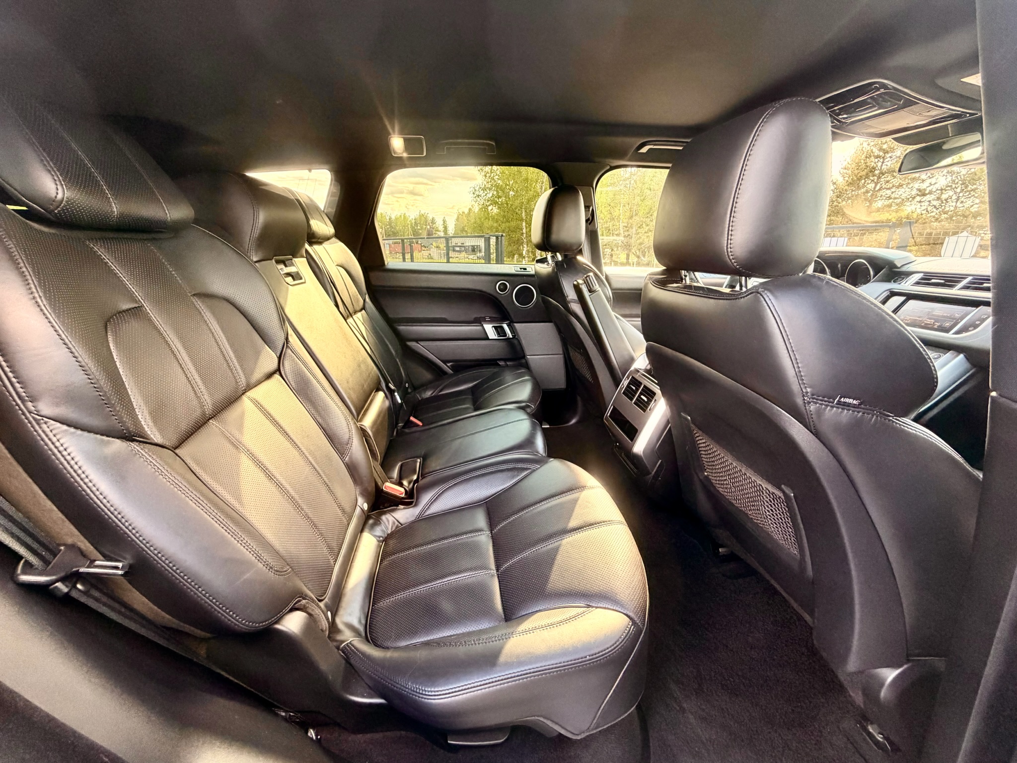 
Range Rover full									