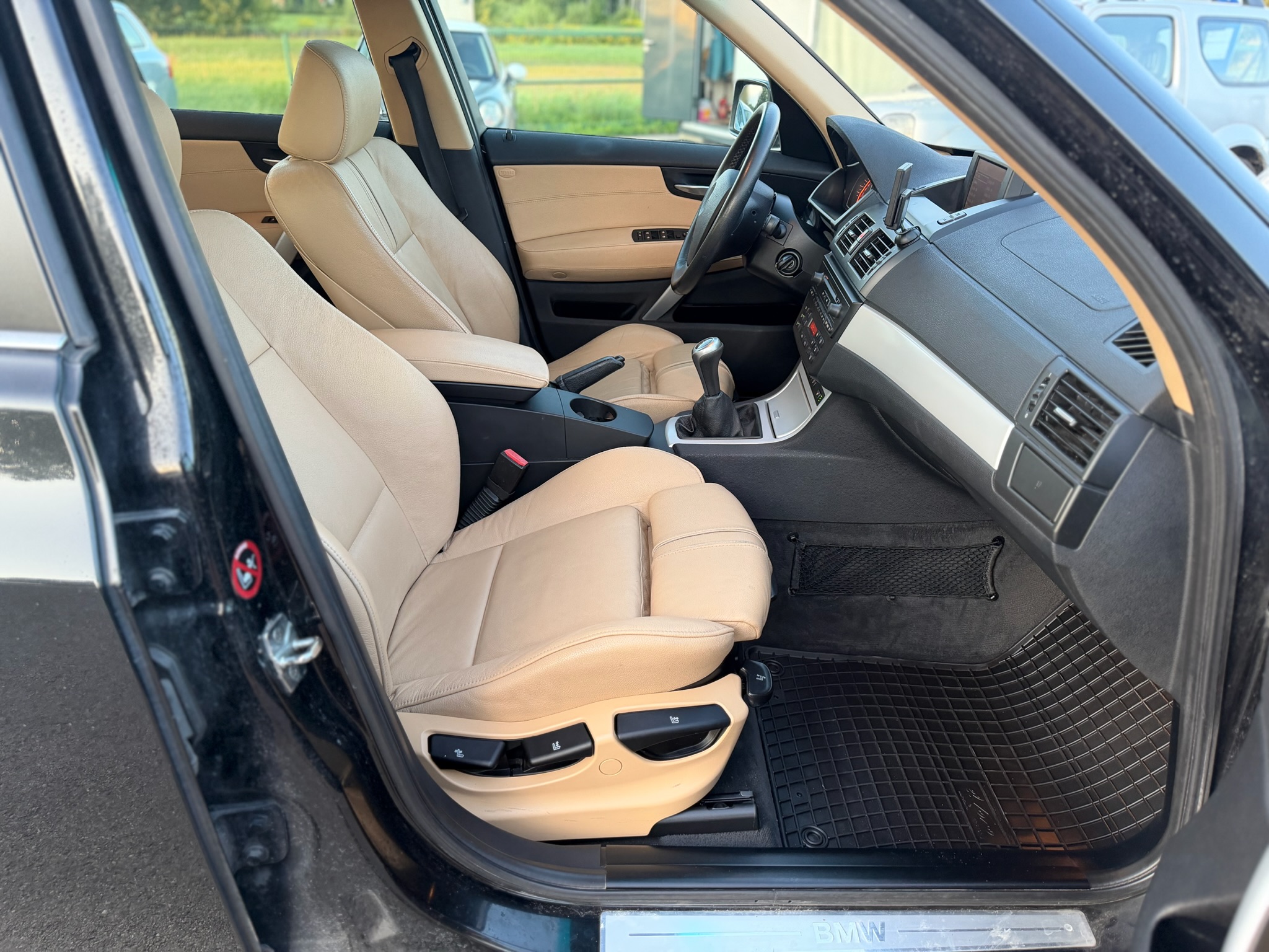 
BMW X3MT full									