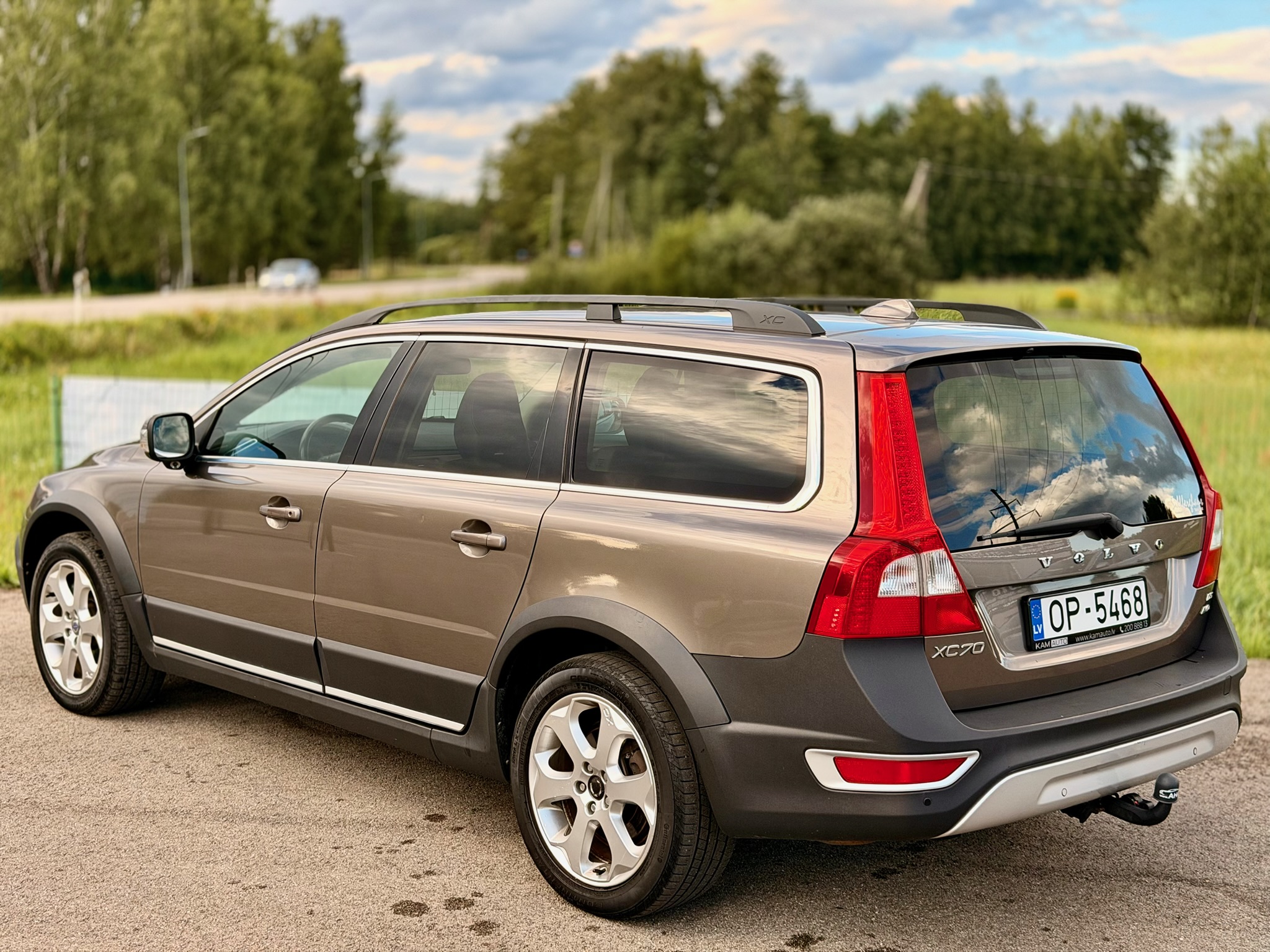 Volvo XC70