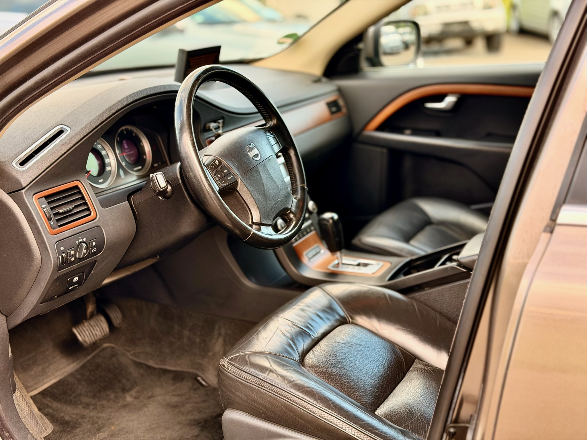 Volvo XC70