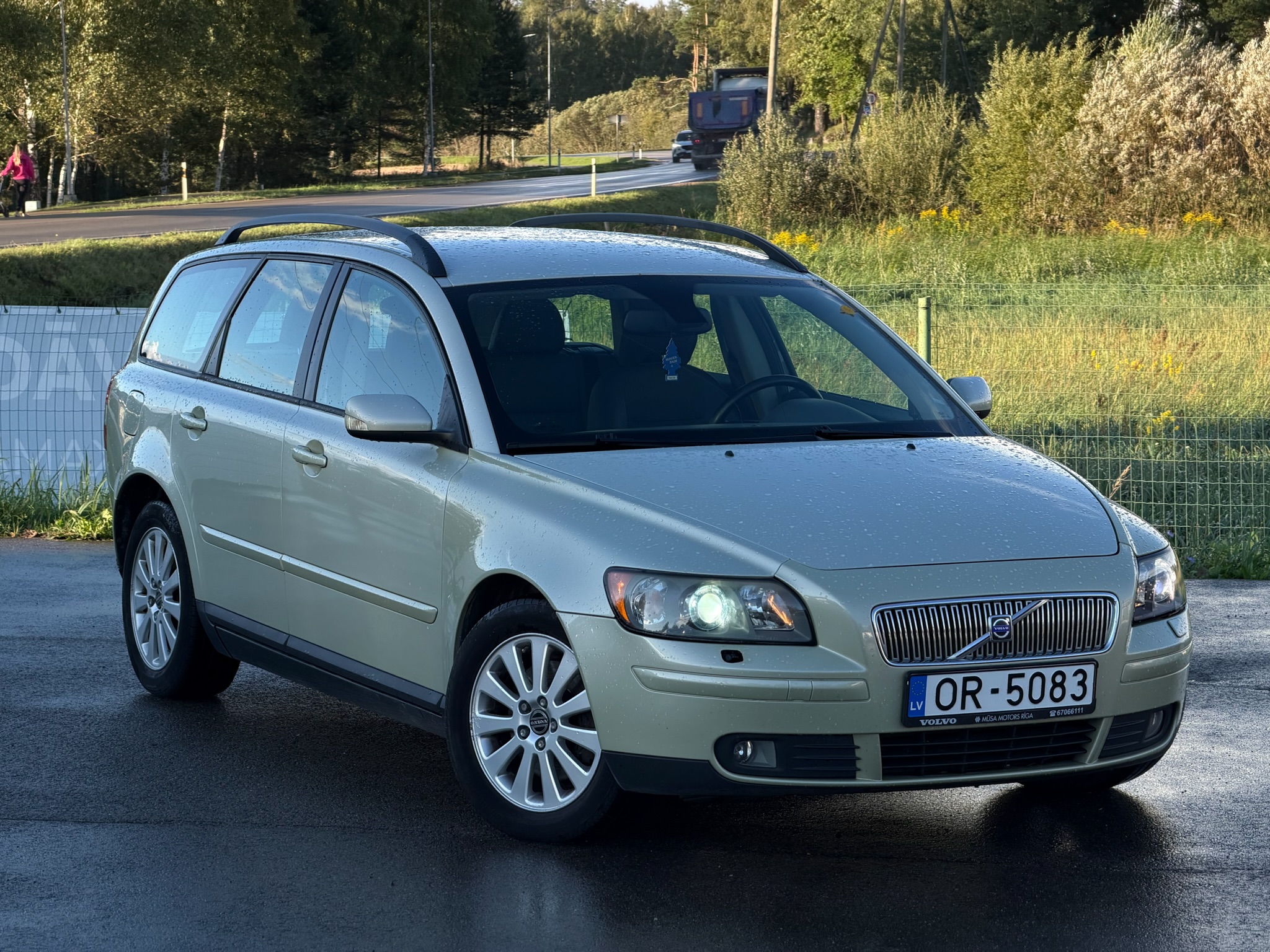 Volvo V50