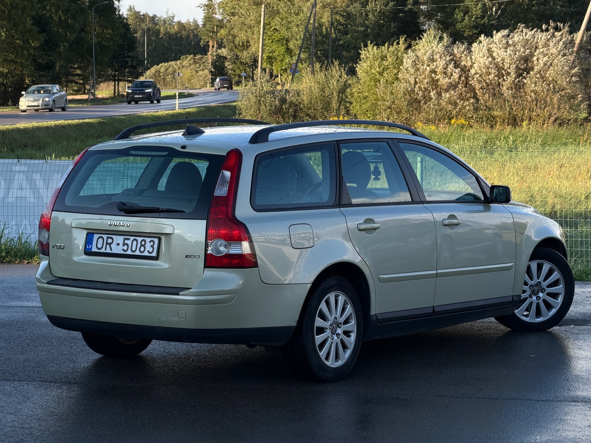 
Volvo V50 full									