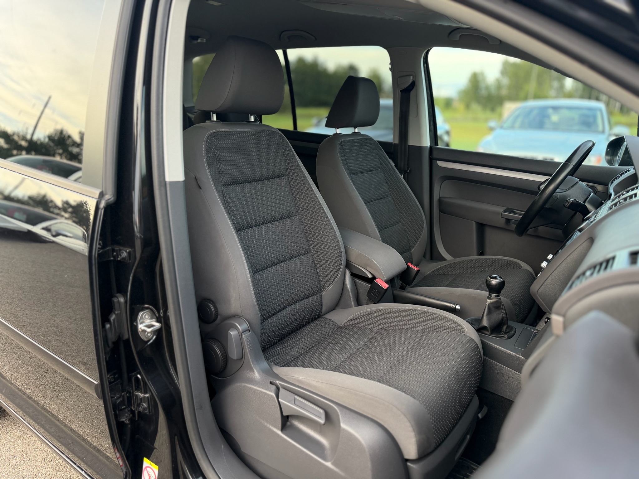 
VWTouran2.0TDI full									