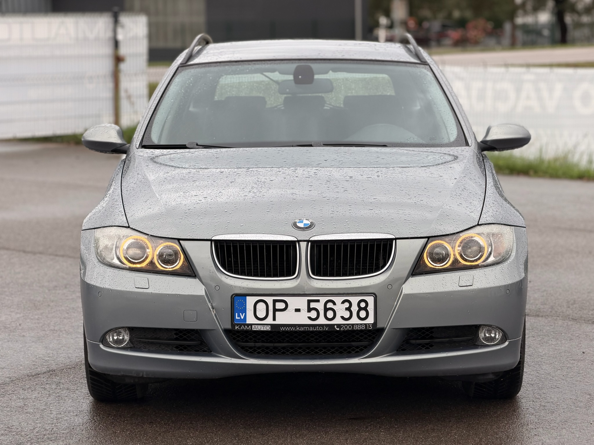 
BMW318D full									