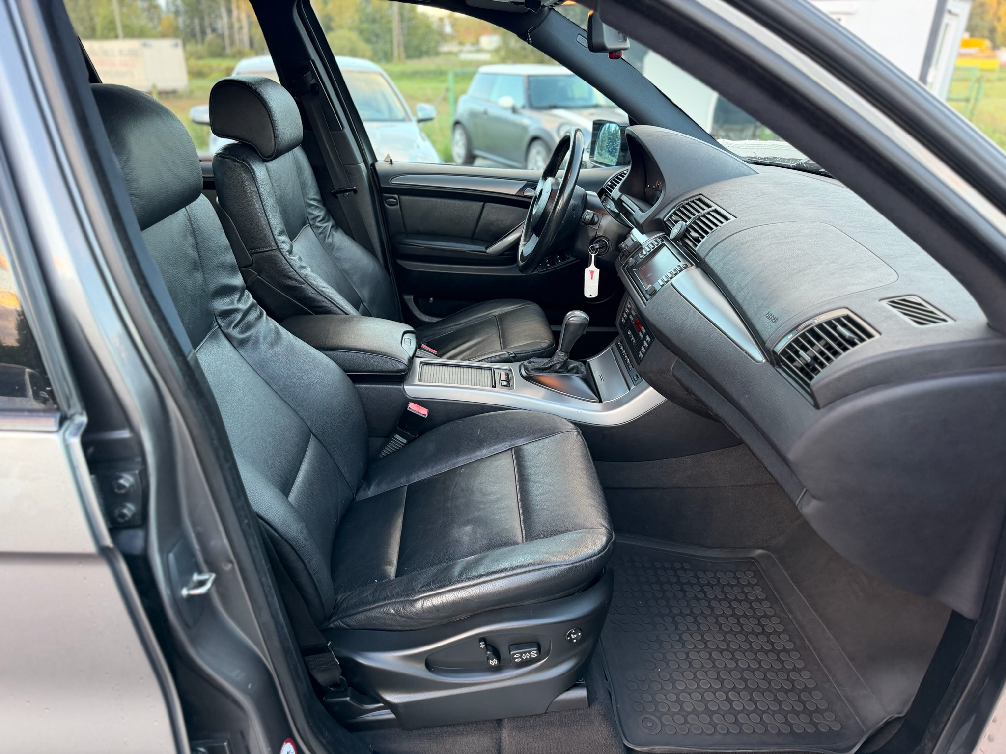 
BMW X5 E53 full									